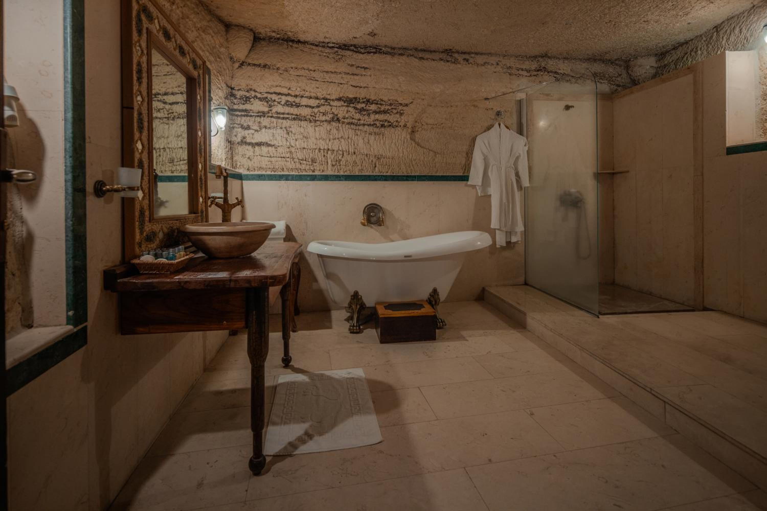 Family Suite - Photo 6