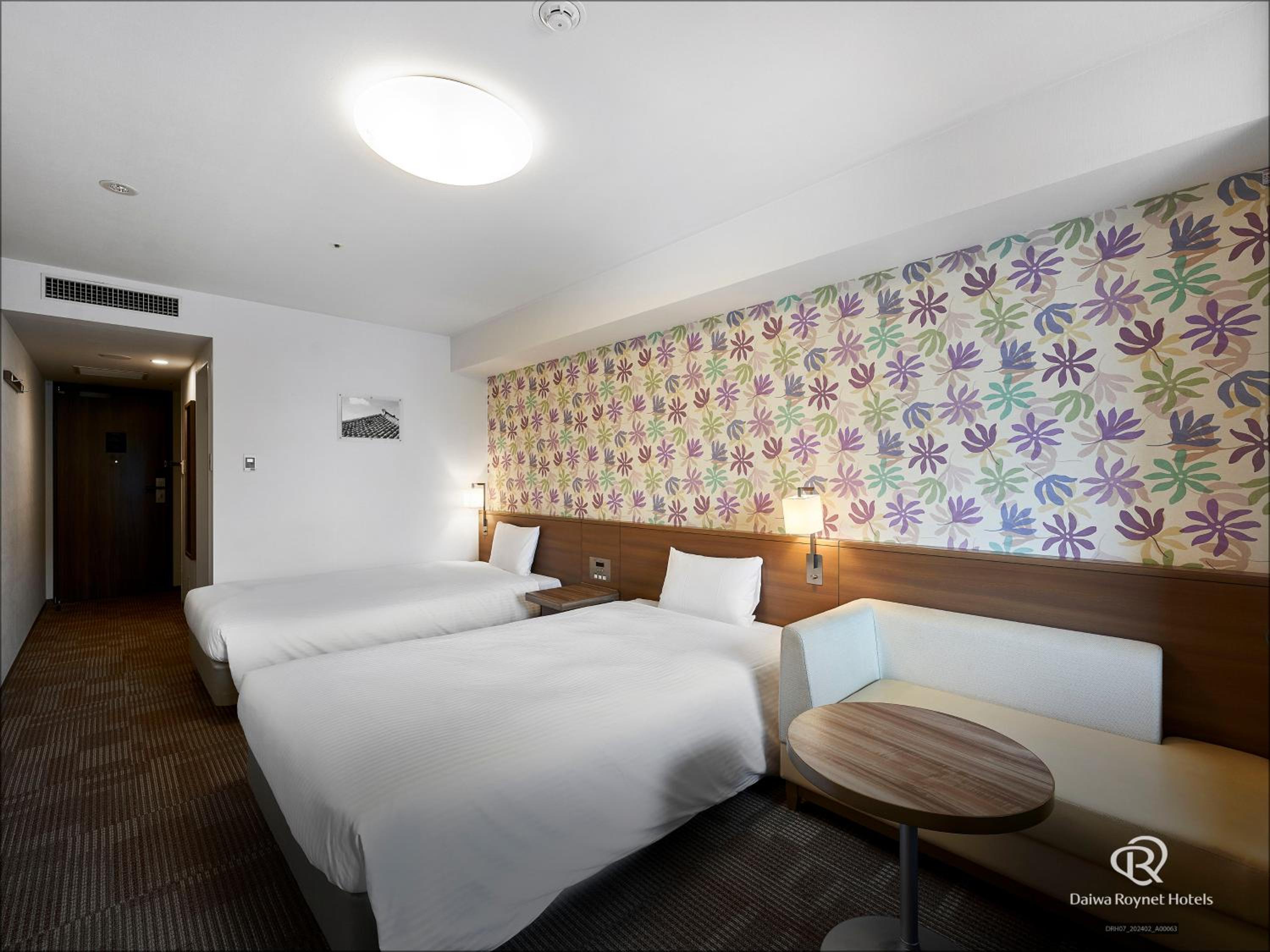 Hollywood Twin Room - Non-Smoking - Photo 7