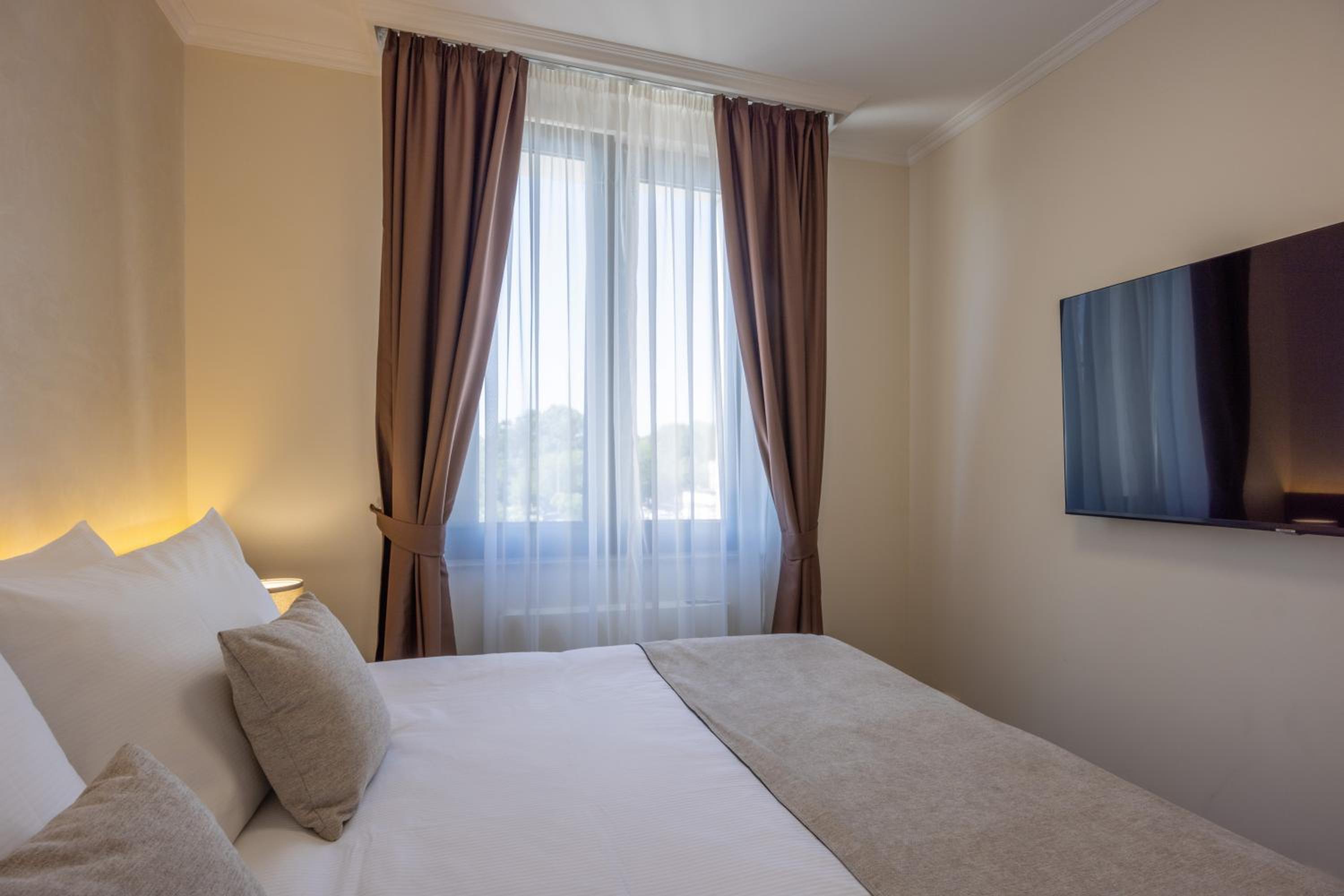 Junior Suite - Photo 1