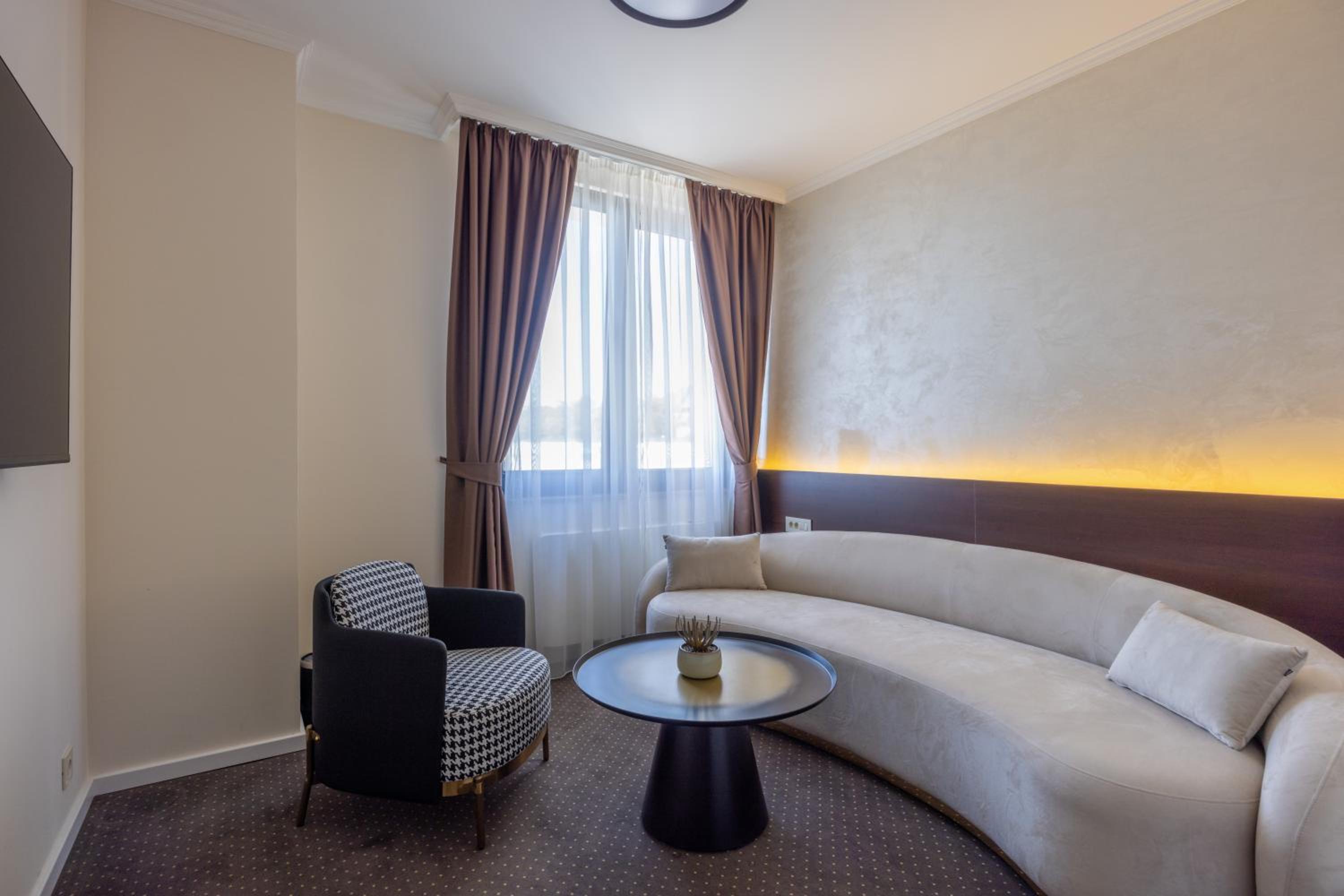 Junior Suite - Photo 3