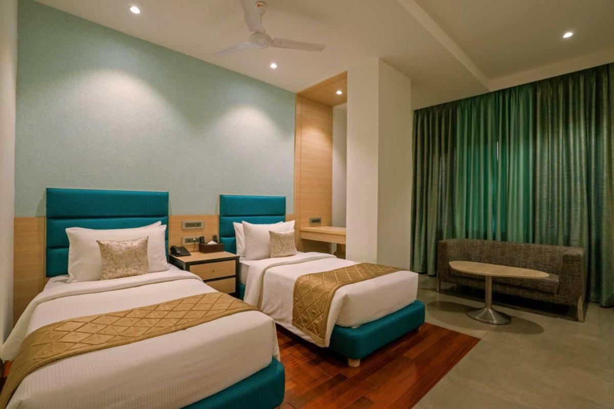 Twin Room - Photo 4