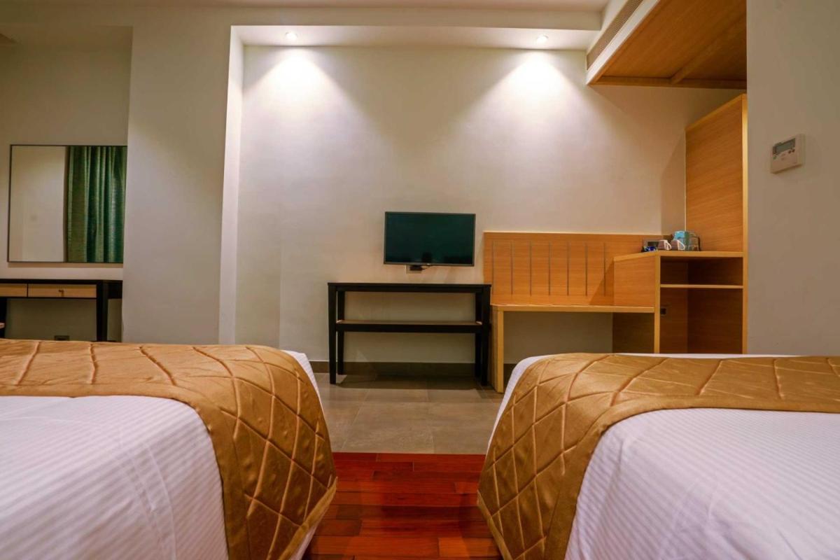 Twin Room - Photo 1