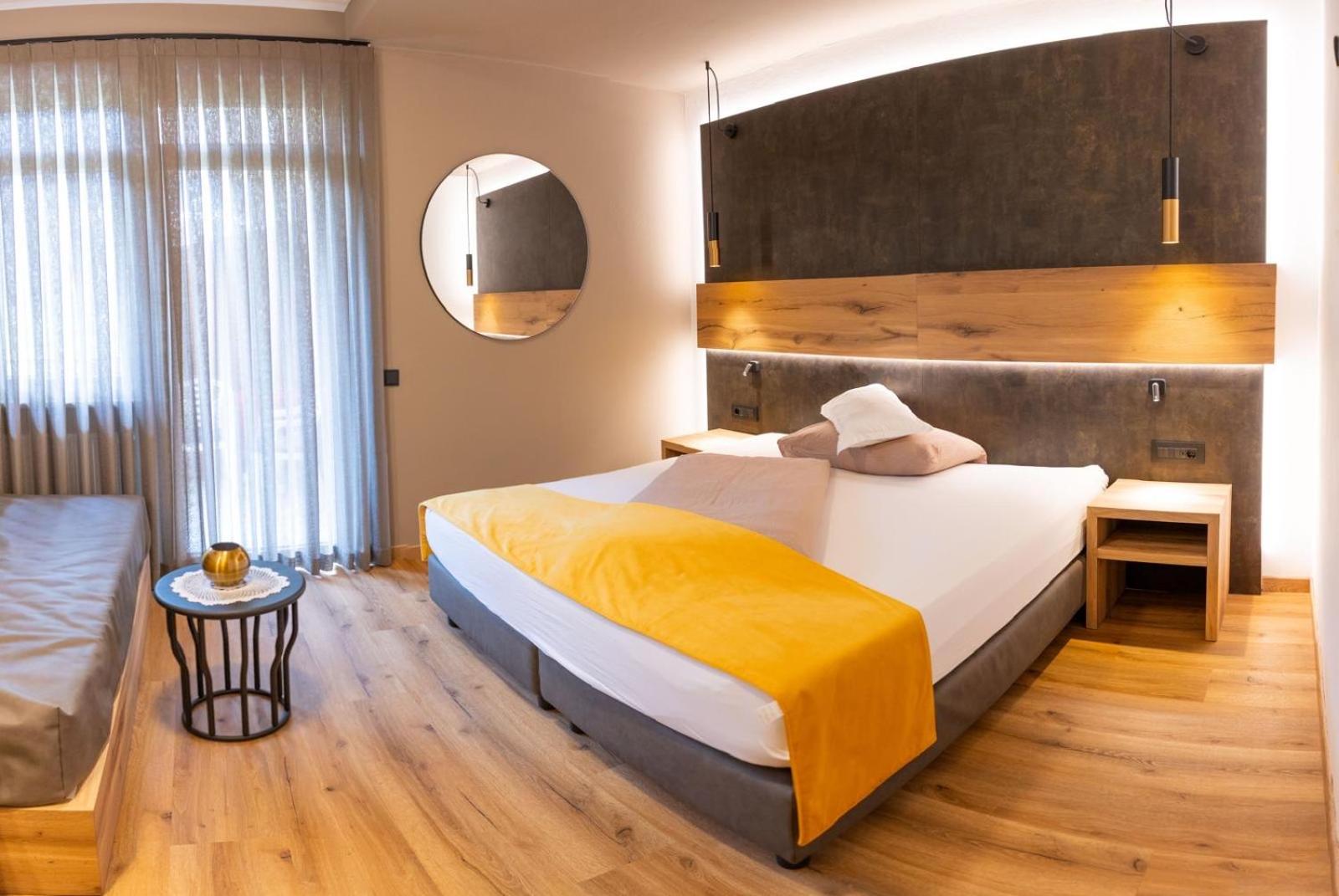Double Room - Photo 17