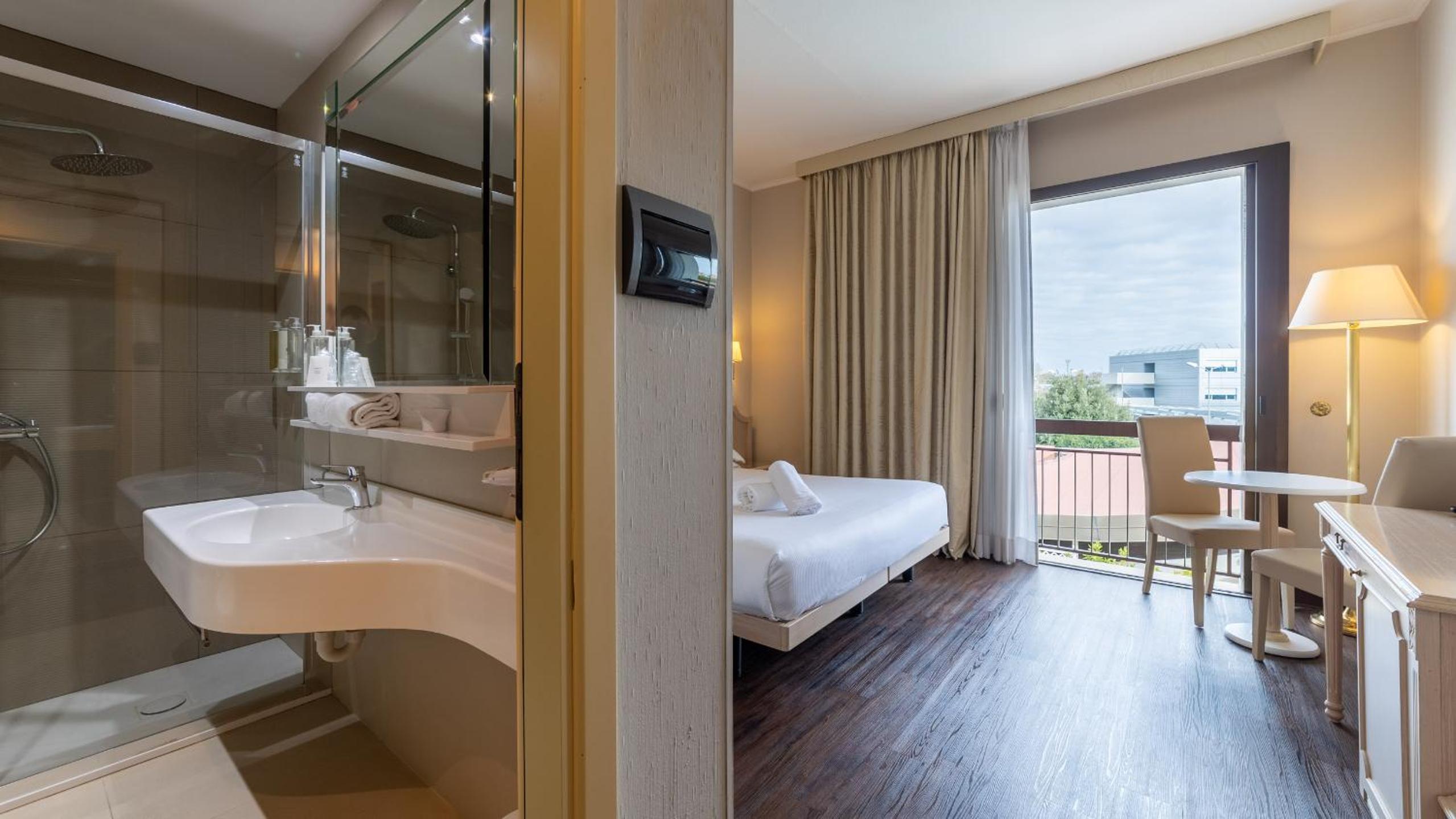 Classic Double Room with Spa Access  - Photo 3