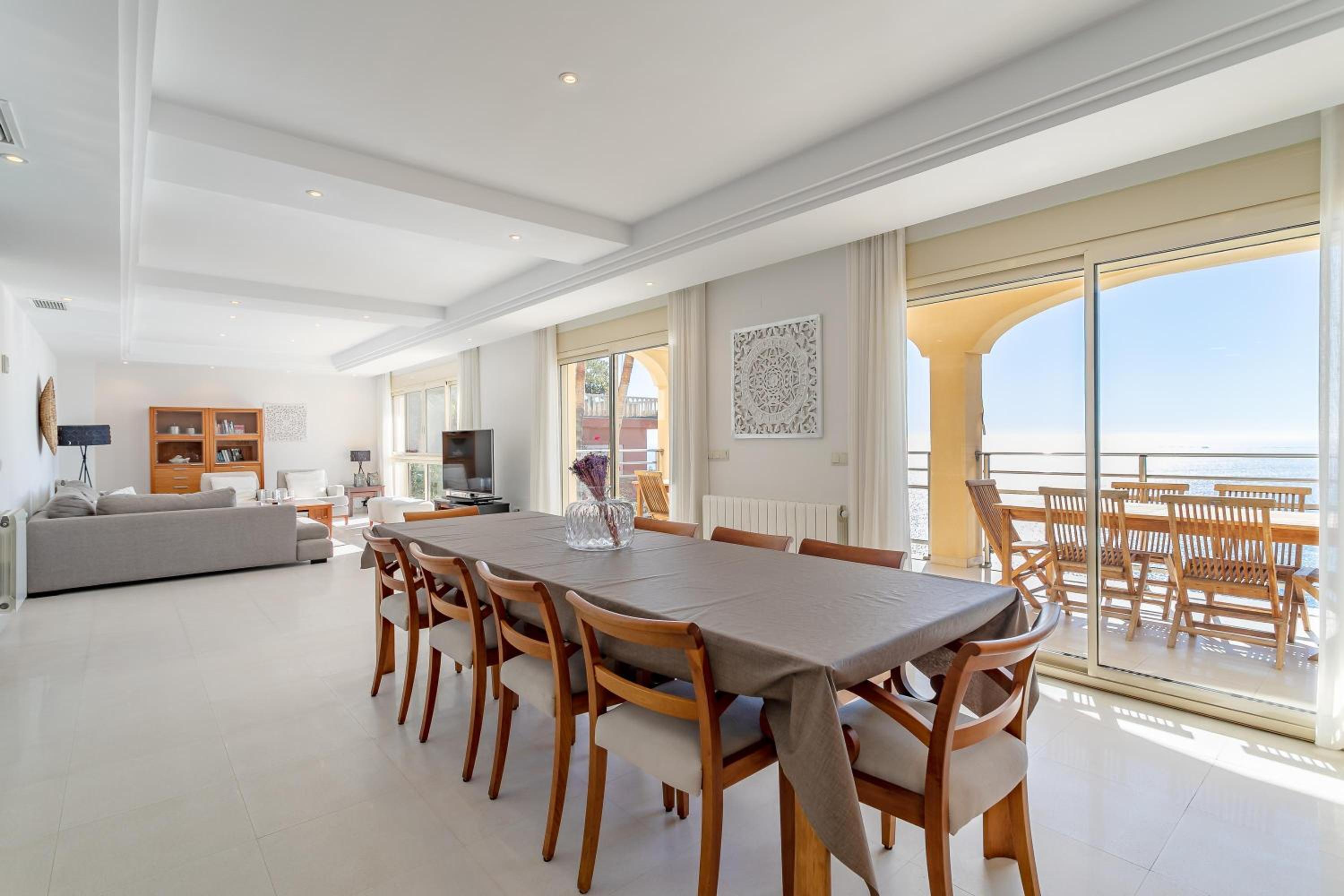 Villa con Vista al Mar