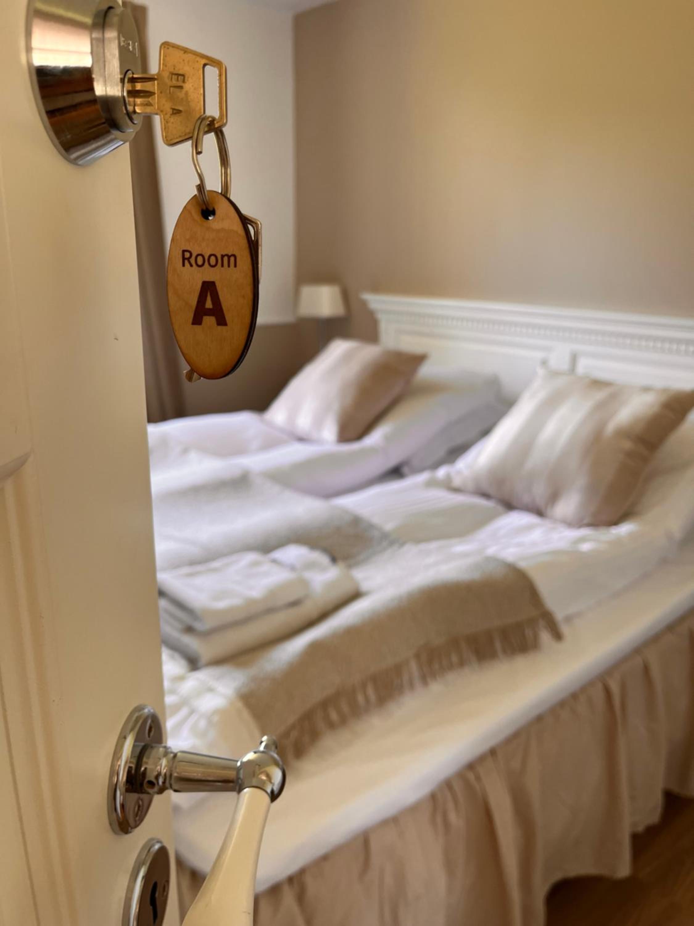 Double Room with Shared Toilet