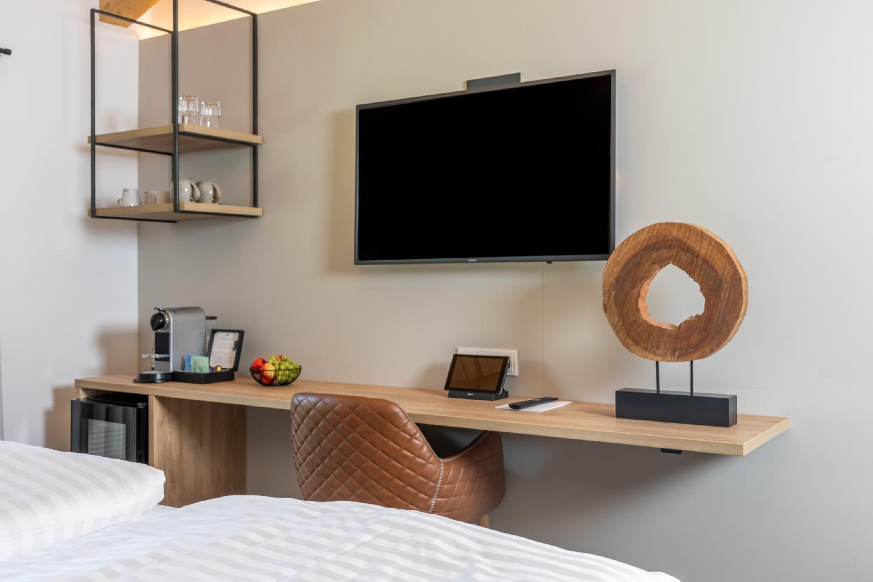 Standard Double Room - Photo 2