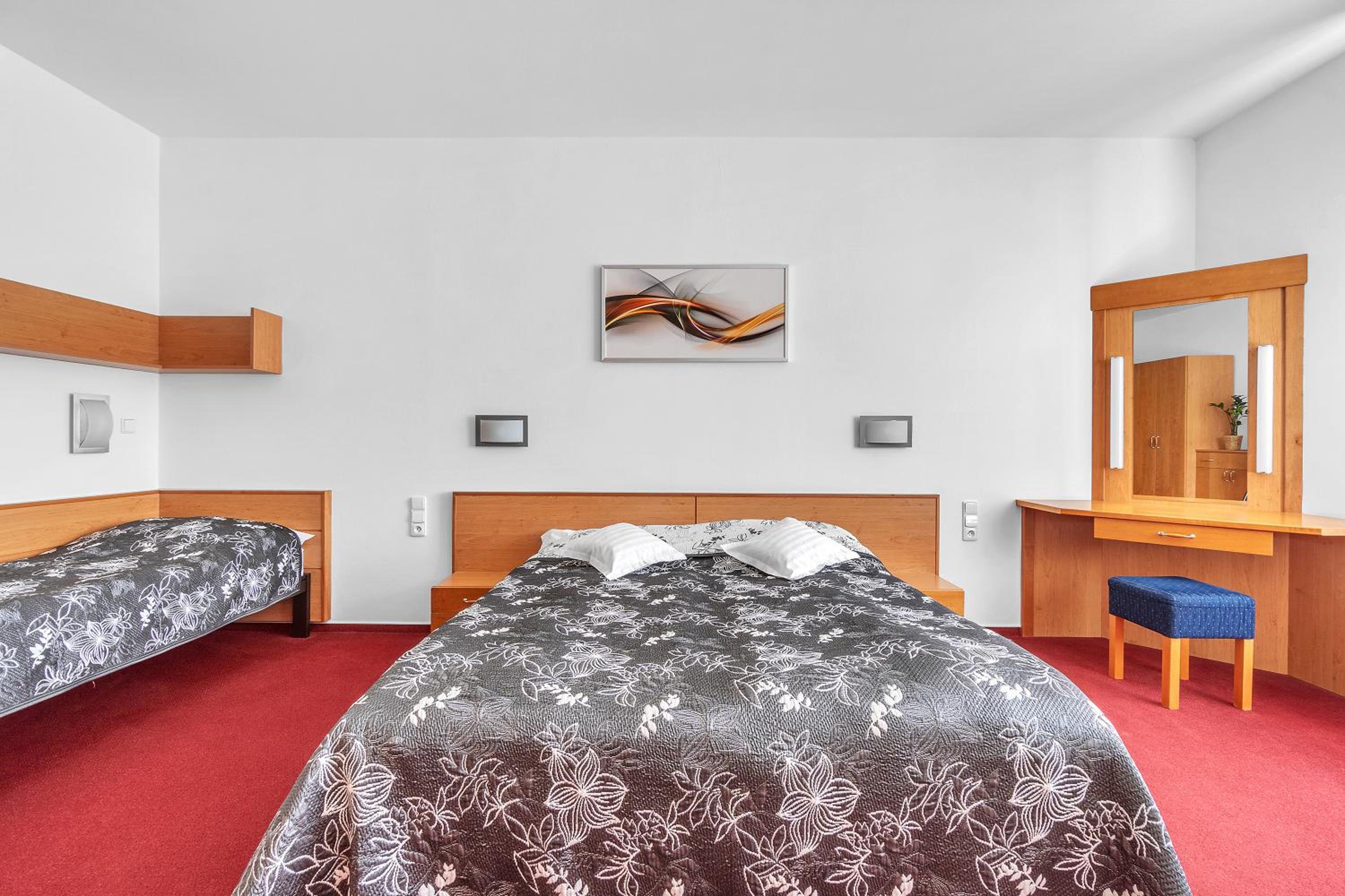 Triple Room - Photo 1
