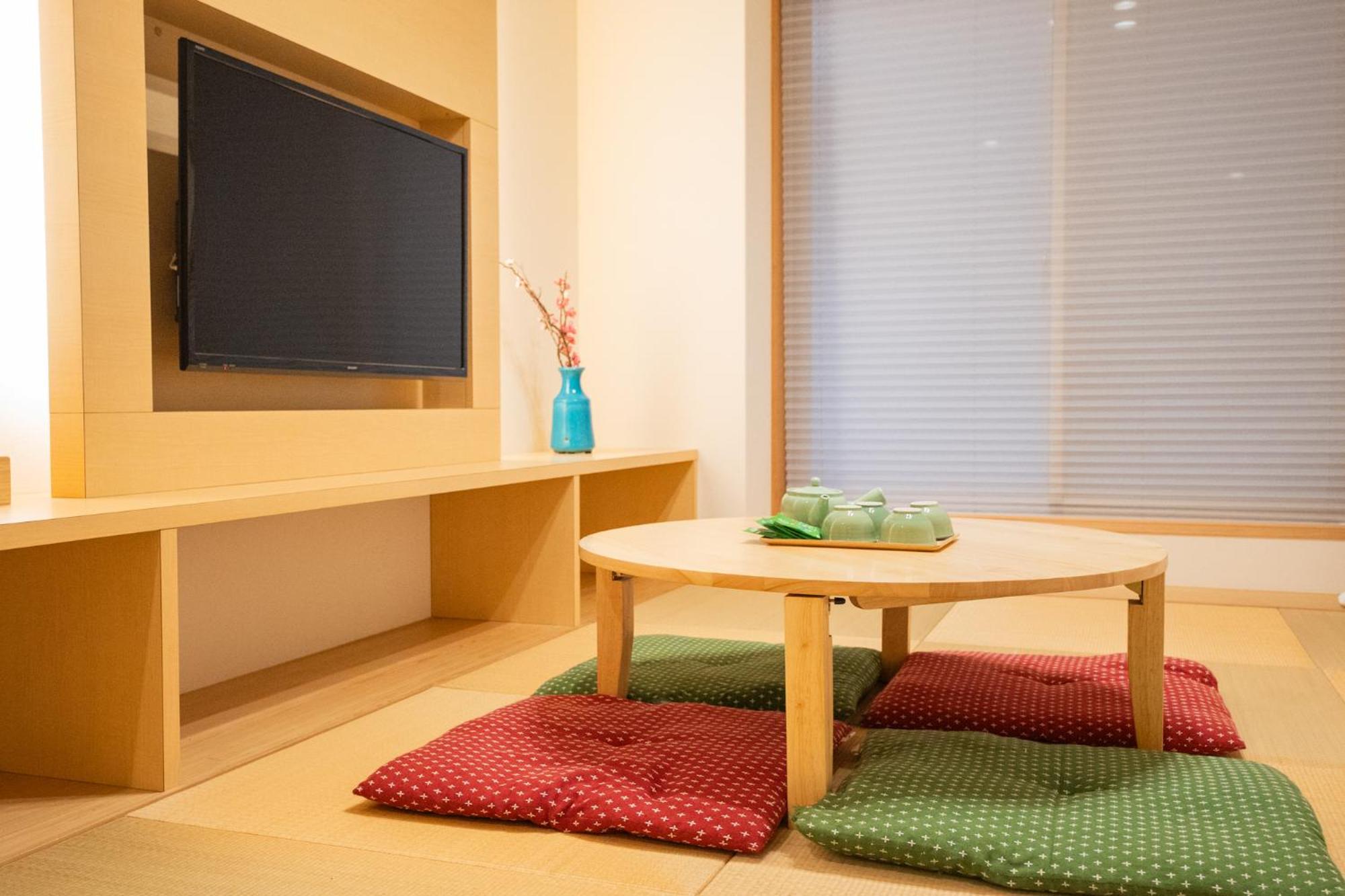 Japanese-Style Quadruple Room - Photo 10