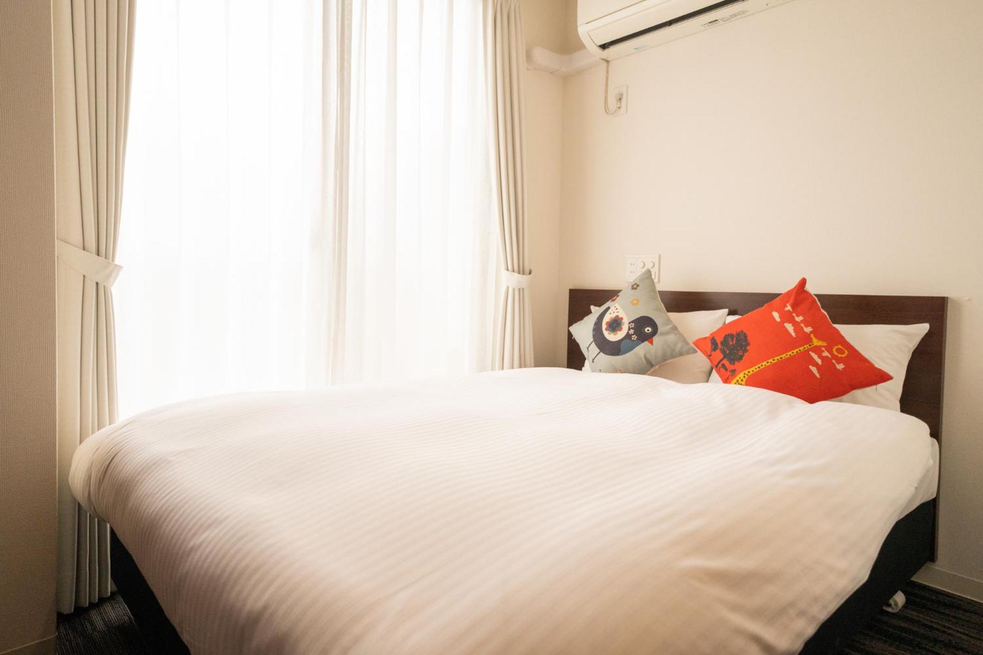 Double Room with Private Bathroom - Photo 17