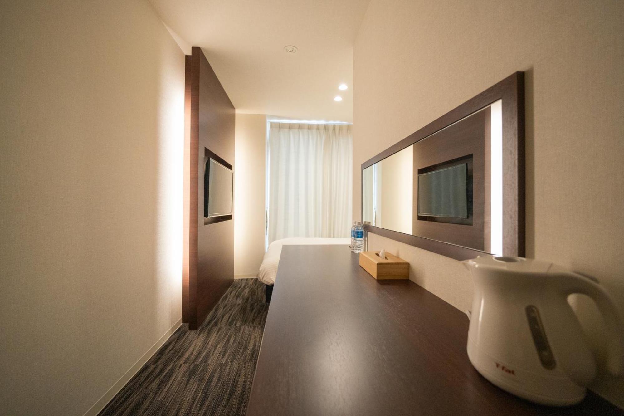 Double Room with Private Bathroom - Photo 6
