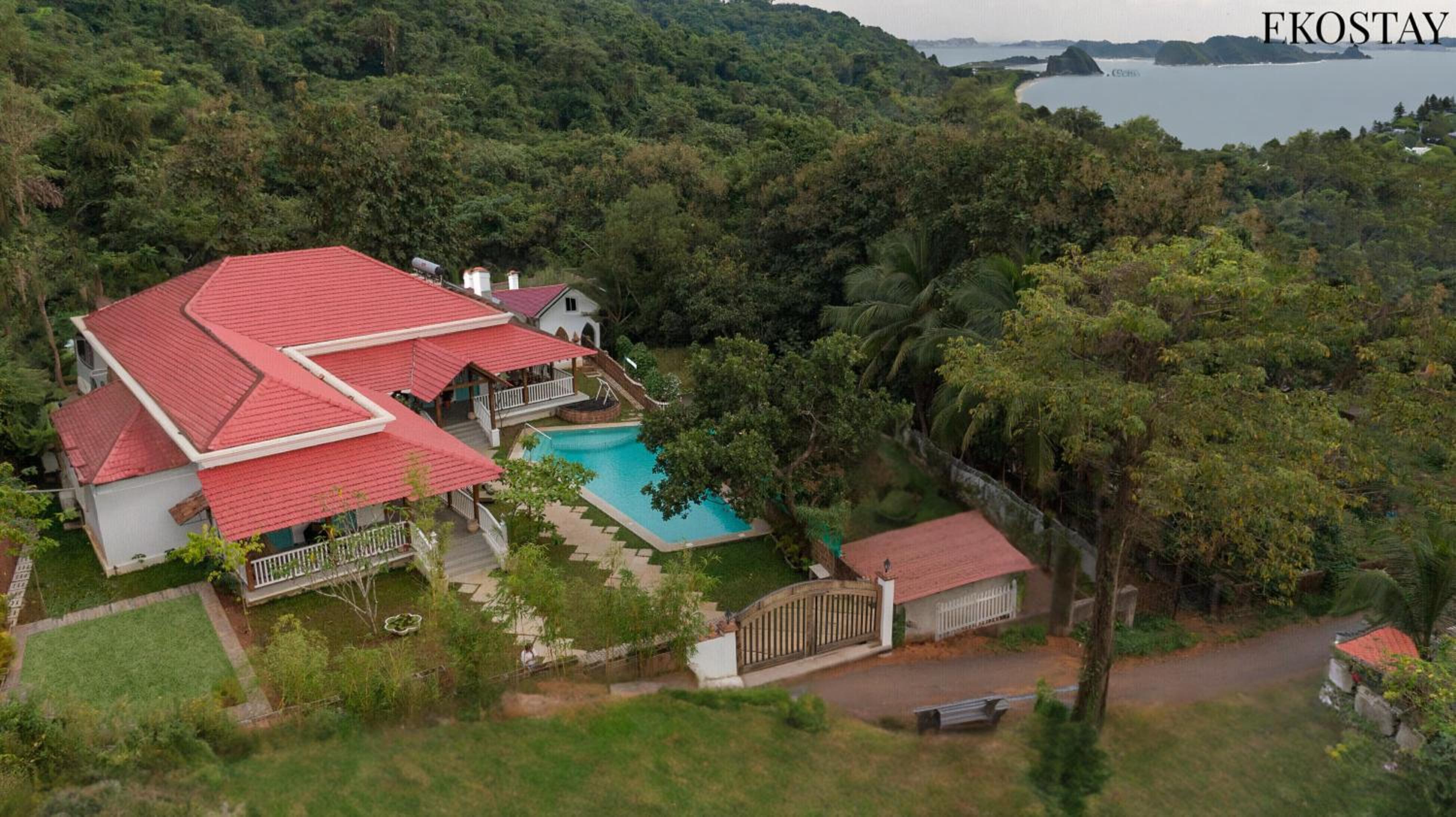 Villa with Private Pool photo 2