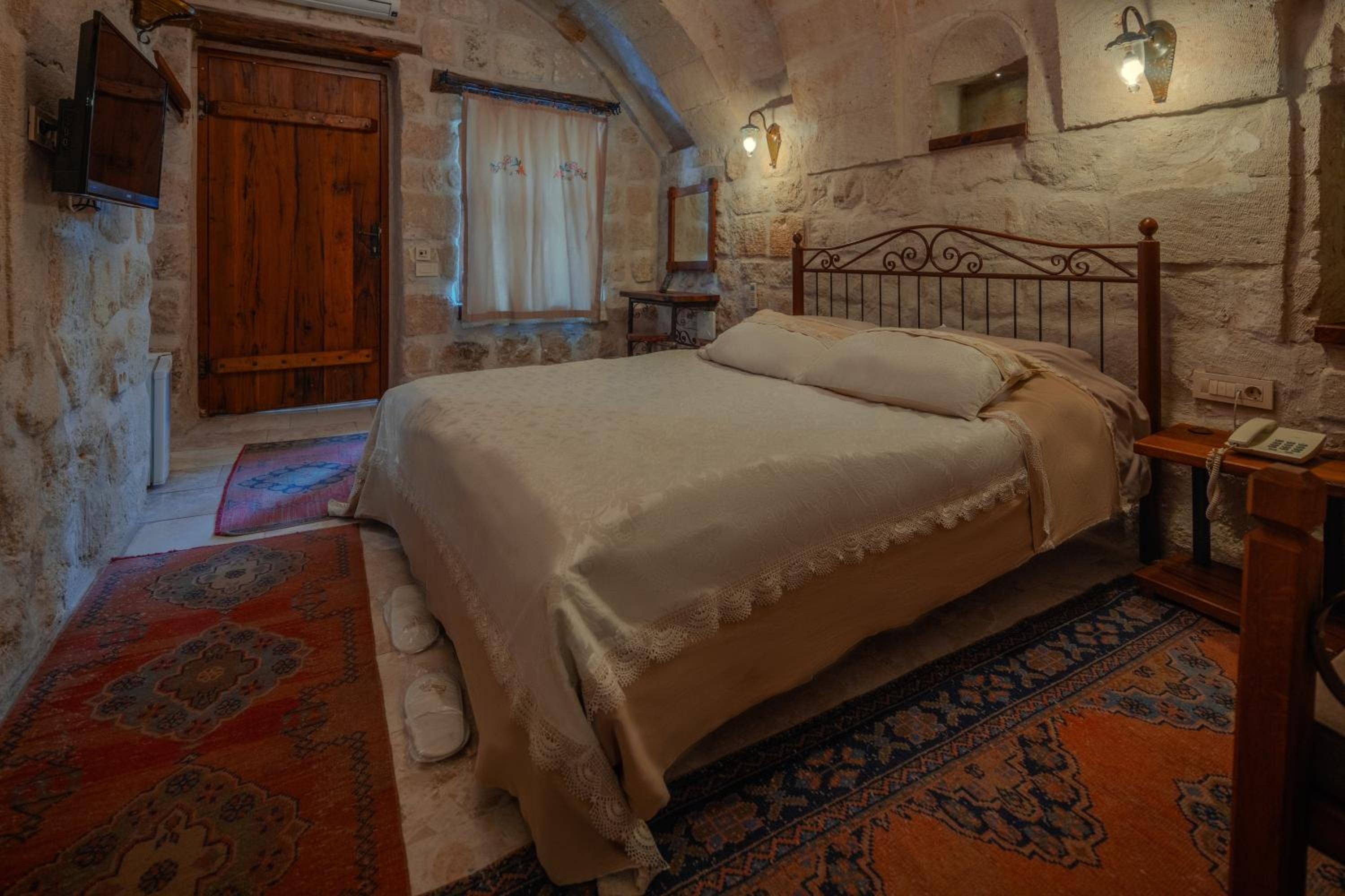 Double Stone Room  - Photo 10
