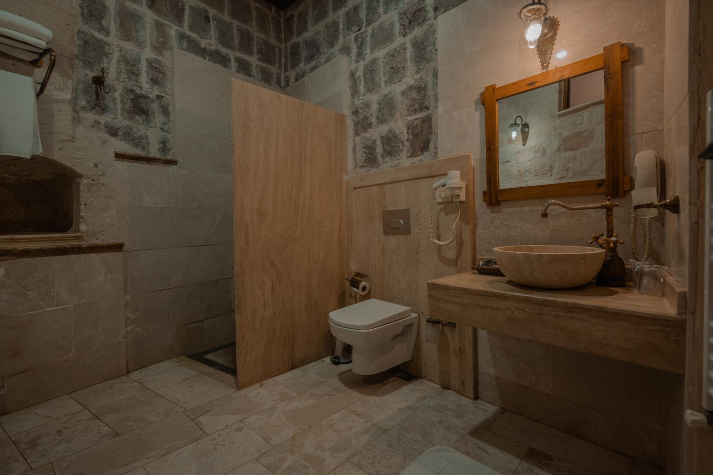 Double Stone Room  - Photo 9