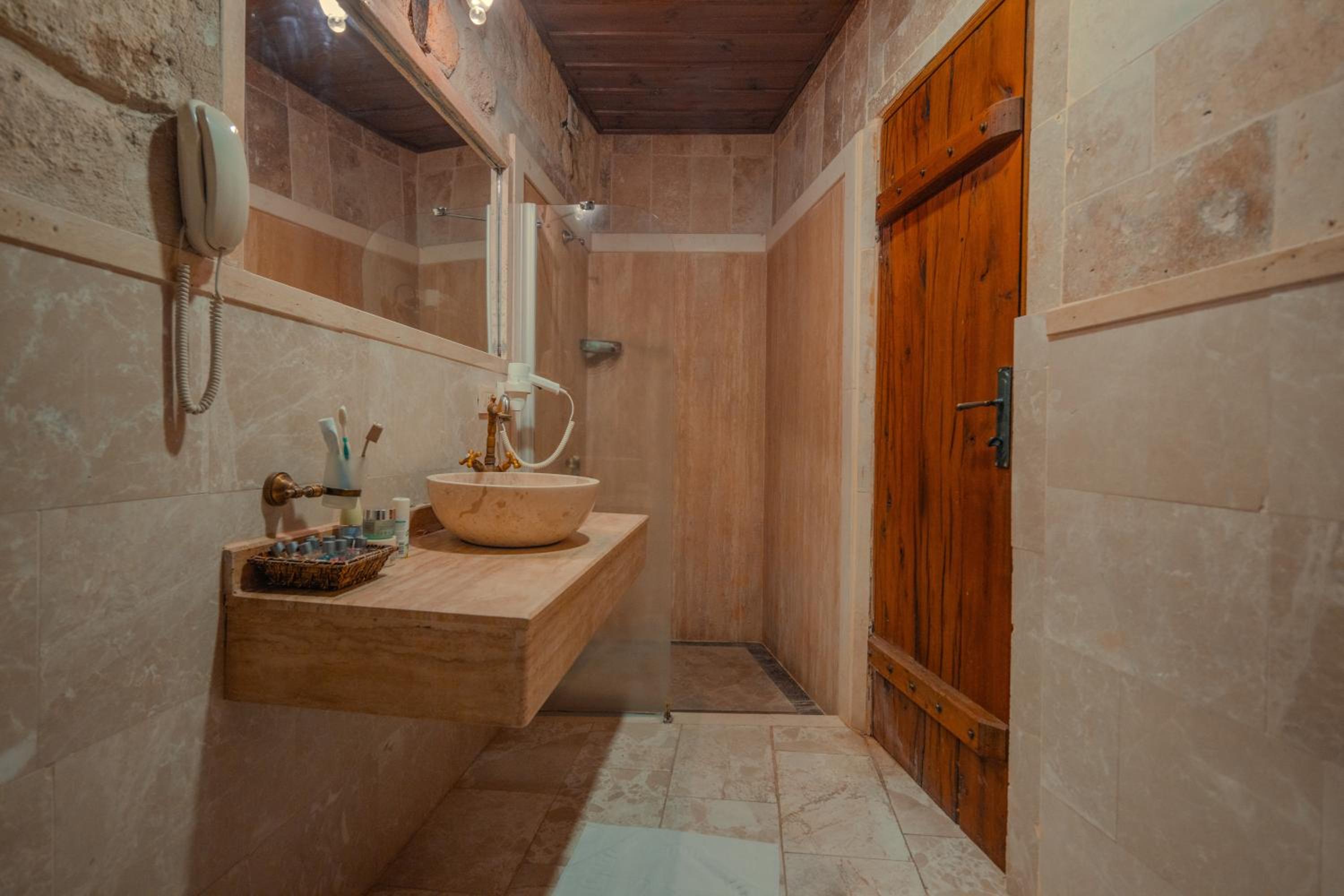 Double Stone Room  - Photo 21