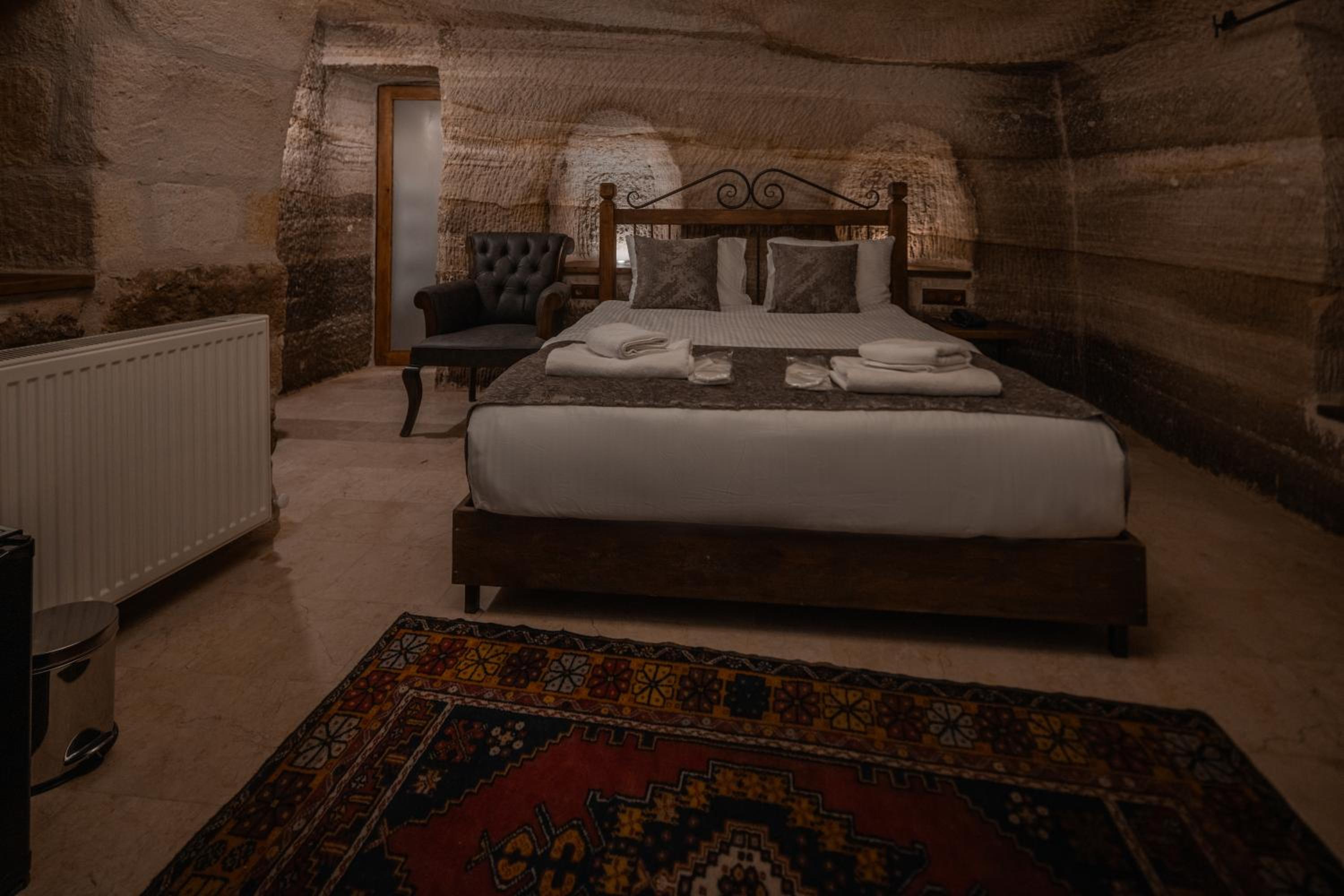 Double Stone Room  - Photo 1