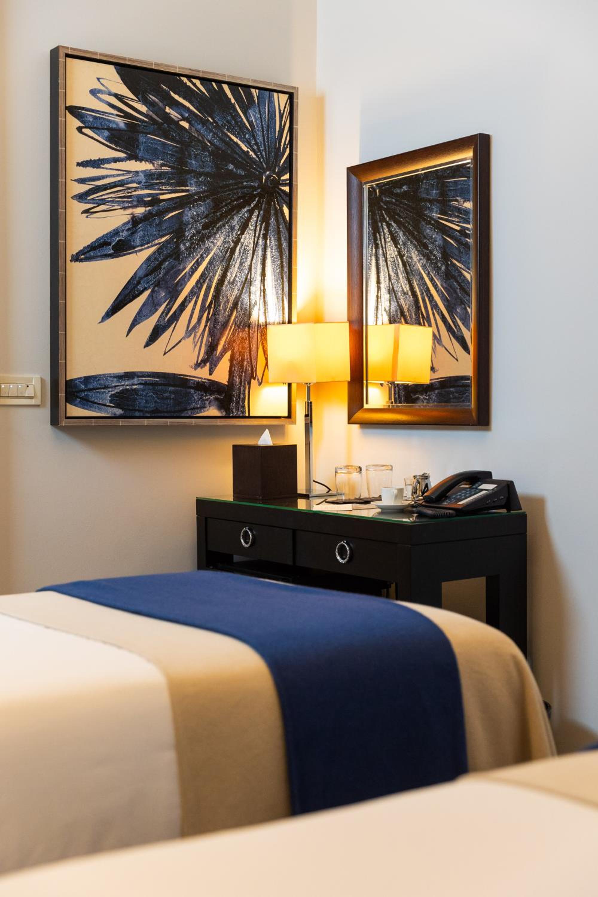 Standard Double or Twin Room photo 2