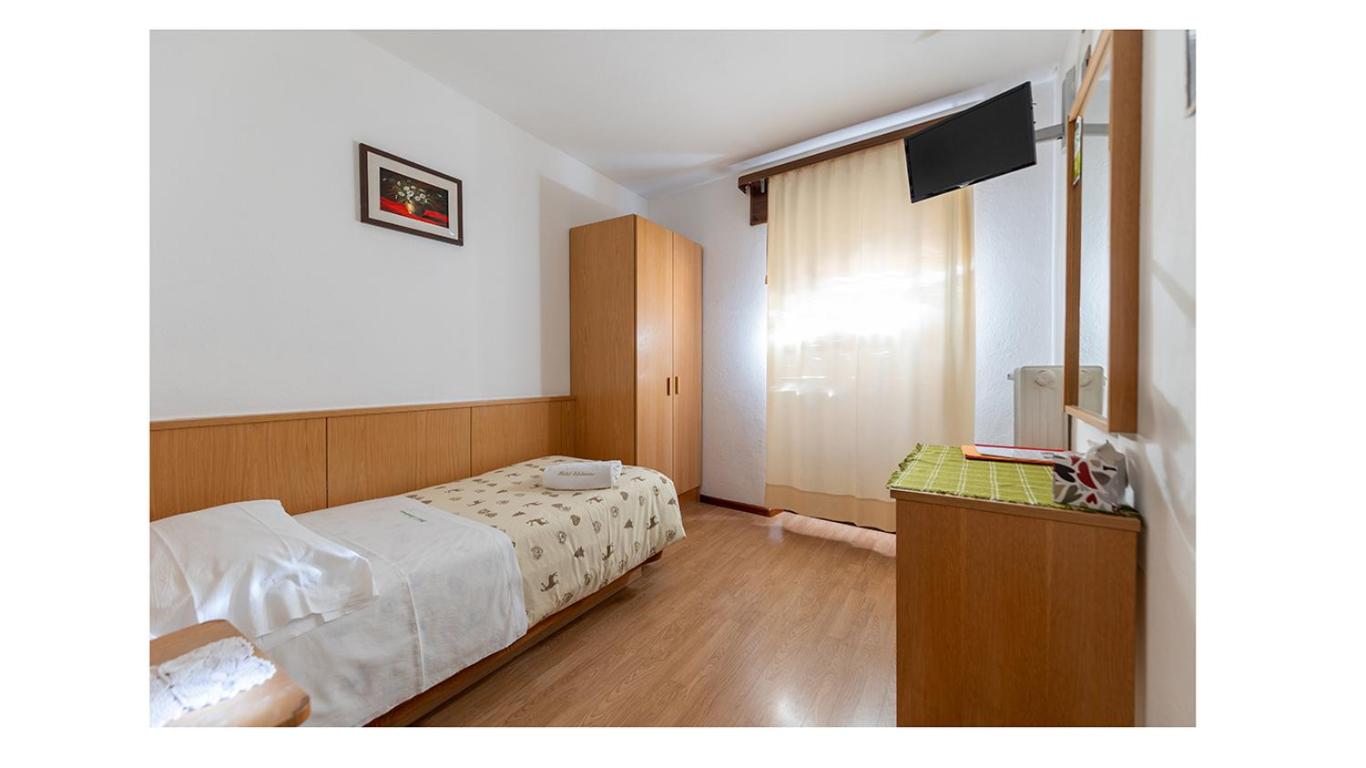 Classic Single Room with Balcony photo 1