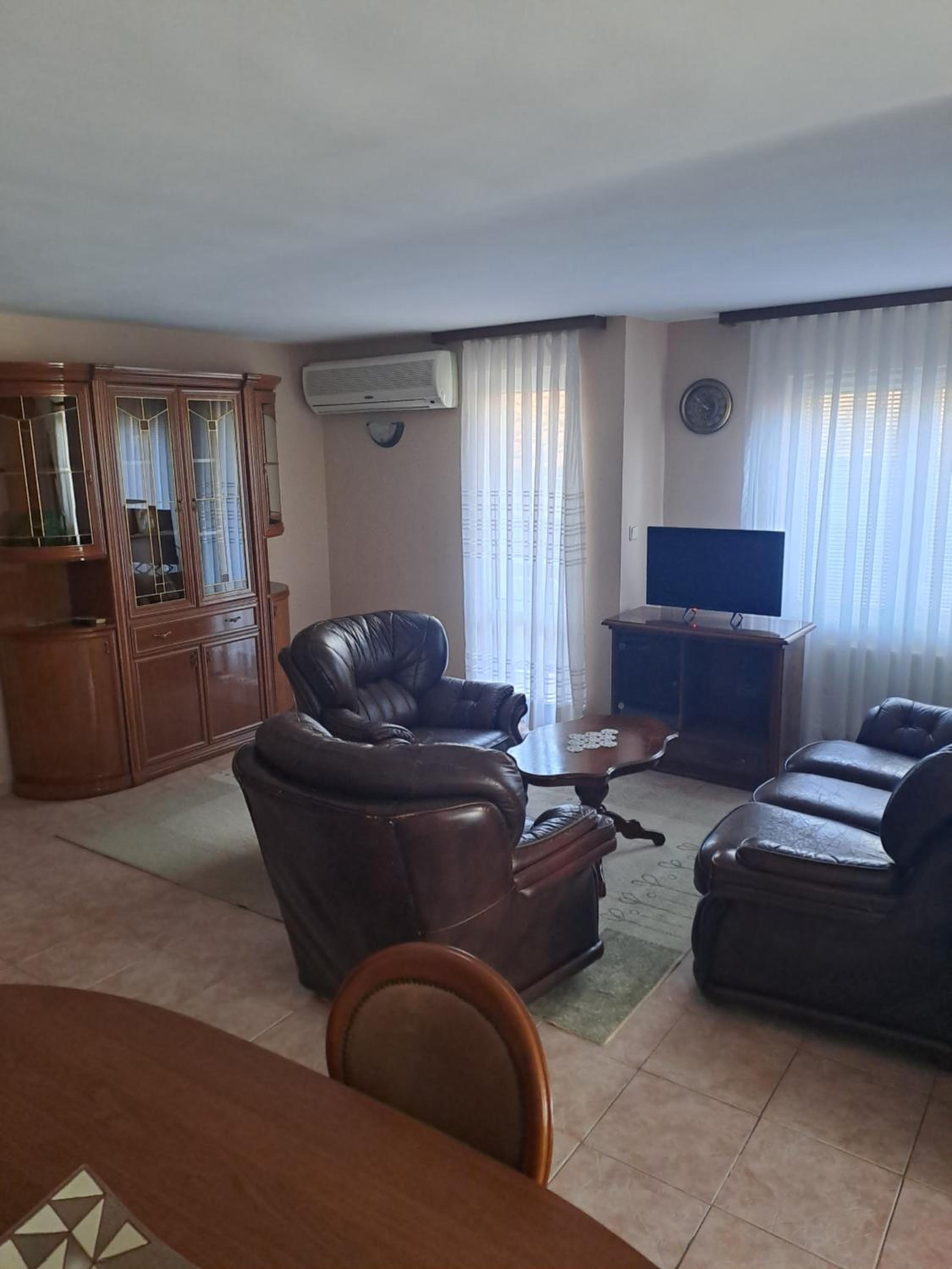 Deluxe Family Suite photo 2