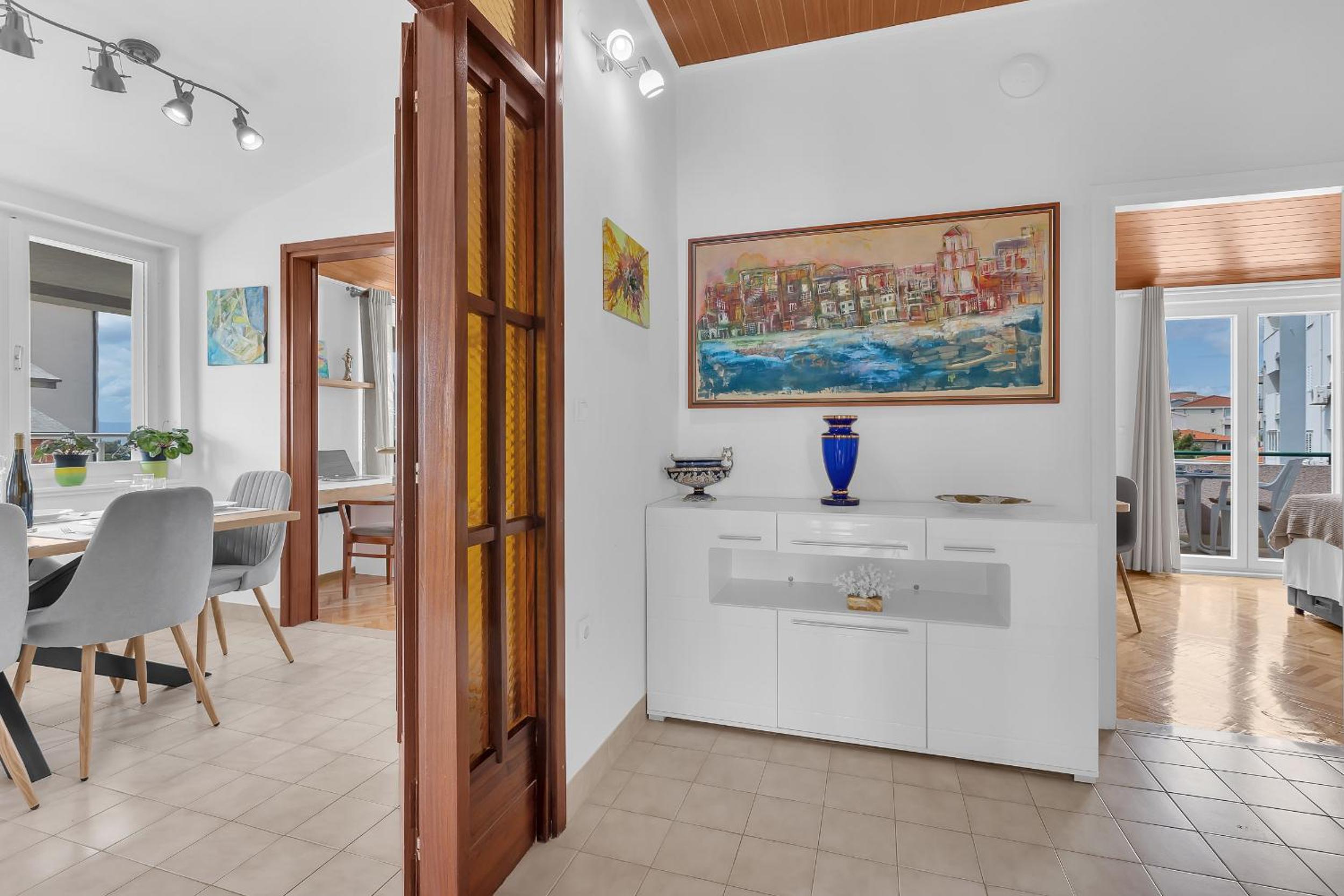 Two-Bedroom Apartment With Terrace And Sea View