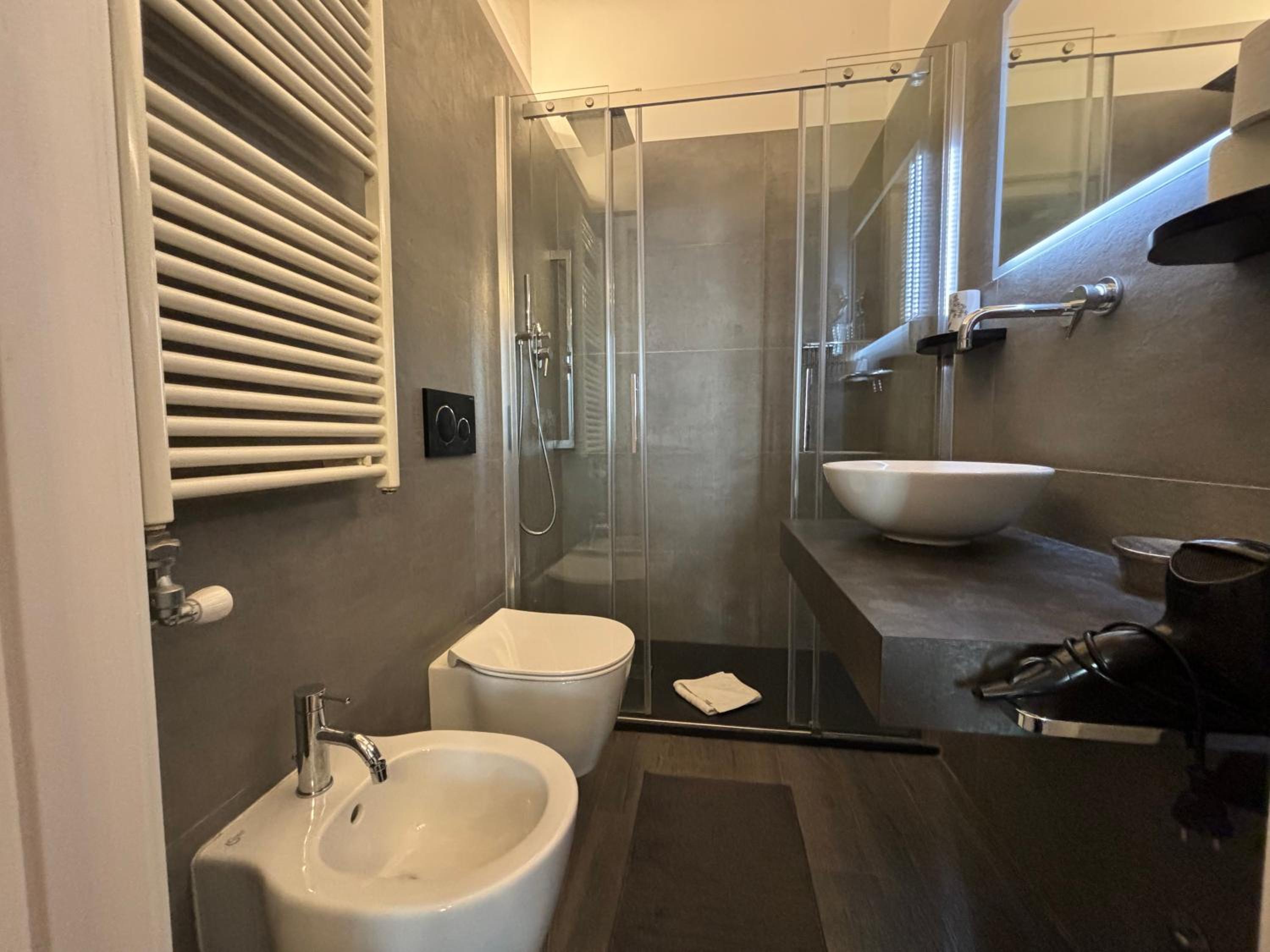Superior One-Bedroom Apartment - Via Abramo Massalongo 5 - Photo 21