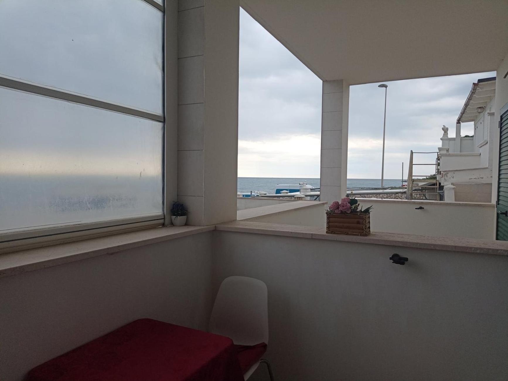 Deluxe Double Room with Sea View - Photo 14