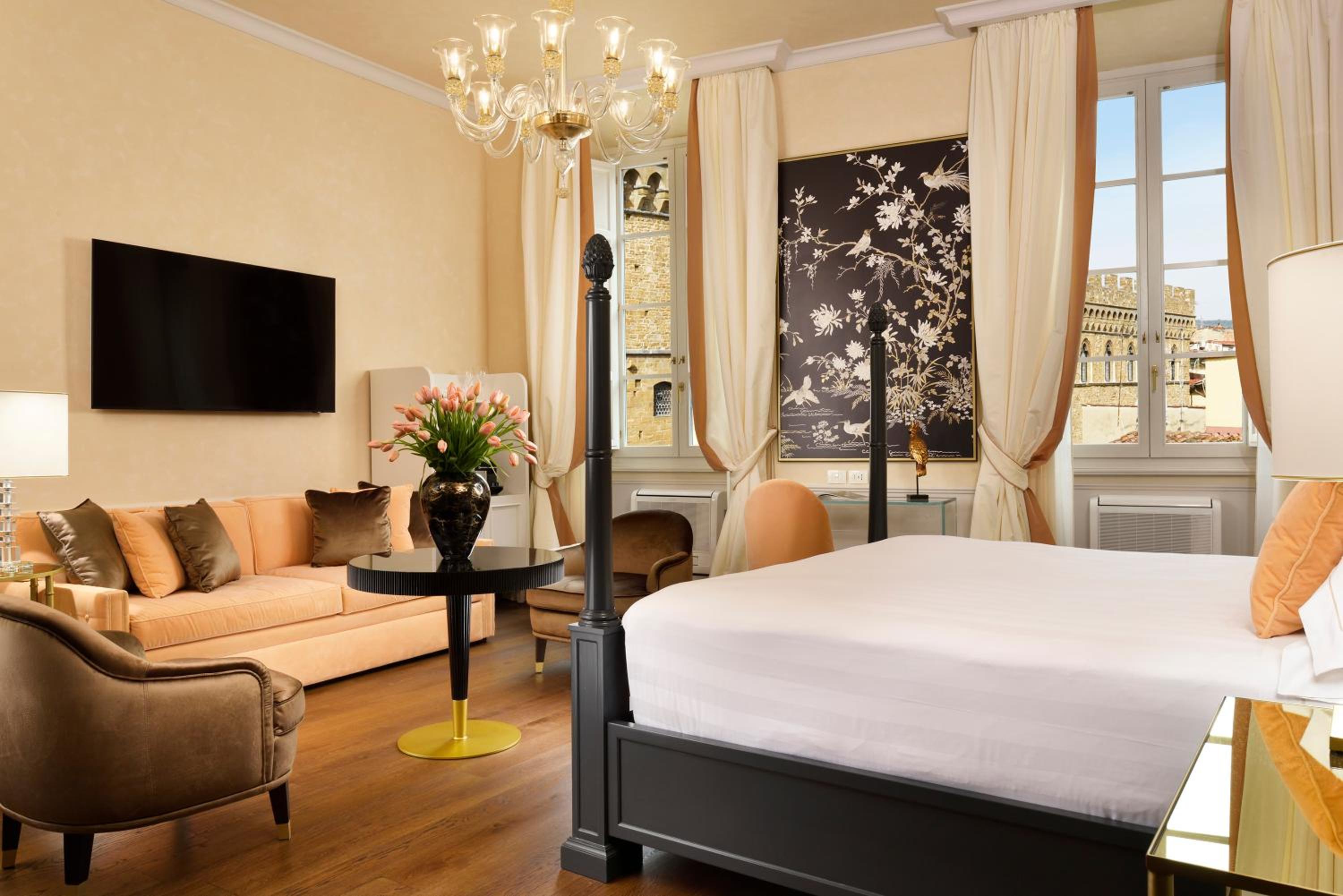 Luxury Suite photo 1