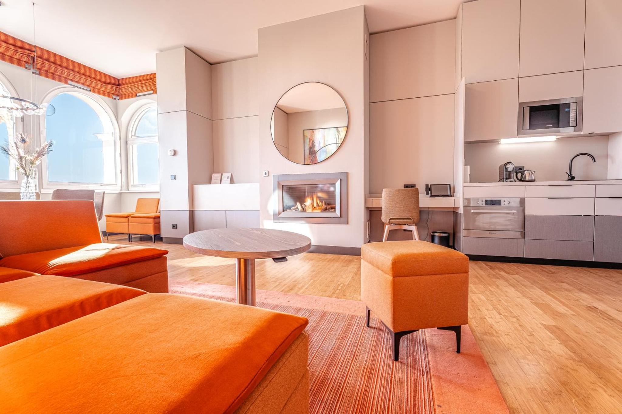 One-Bedroom Apartment with Sea View