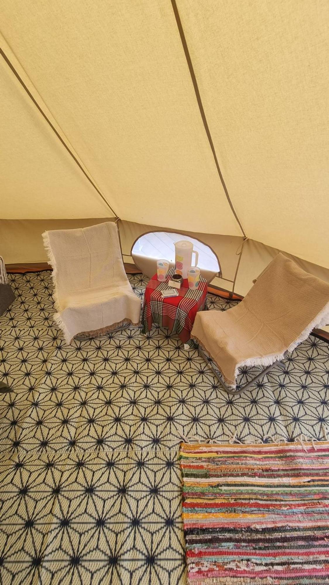 Tent - Photo 15