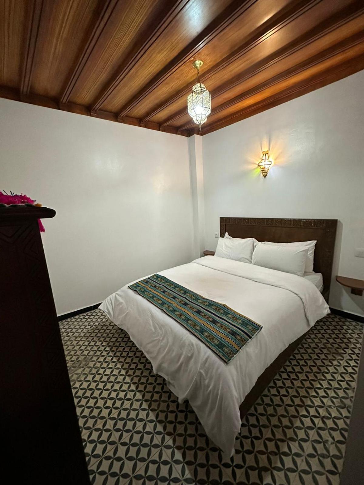 Double Room with Private Bathroom - Photo 1