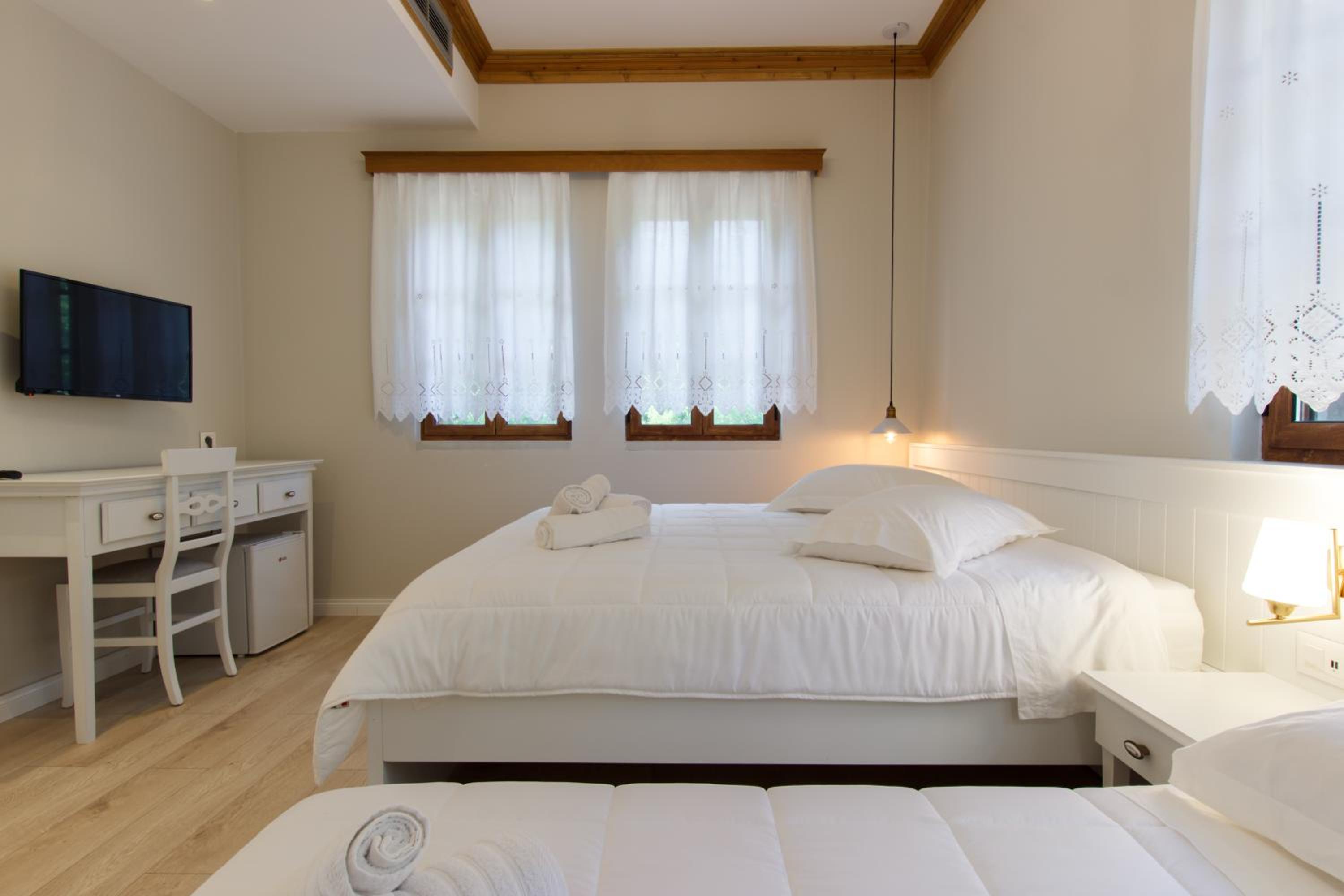 Large Double Room