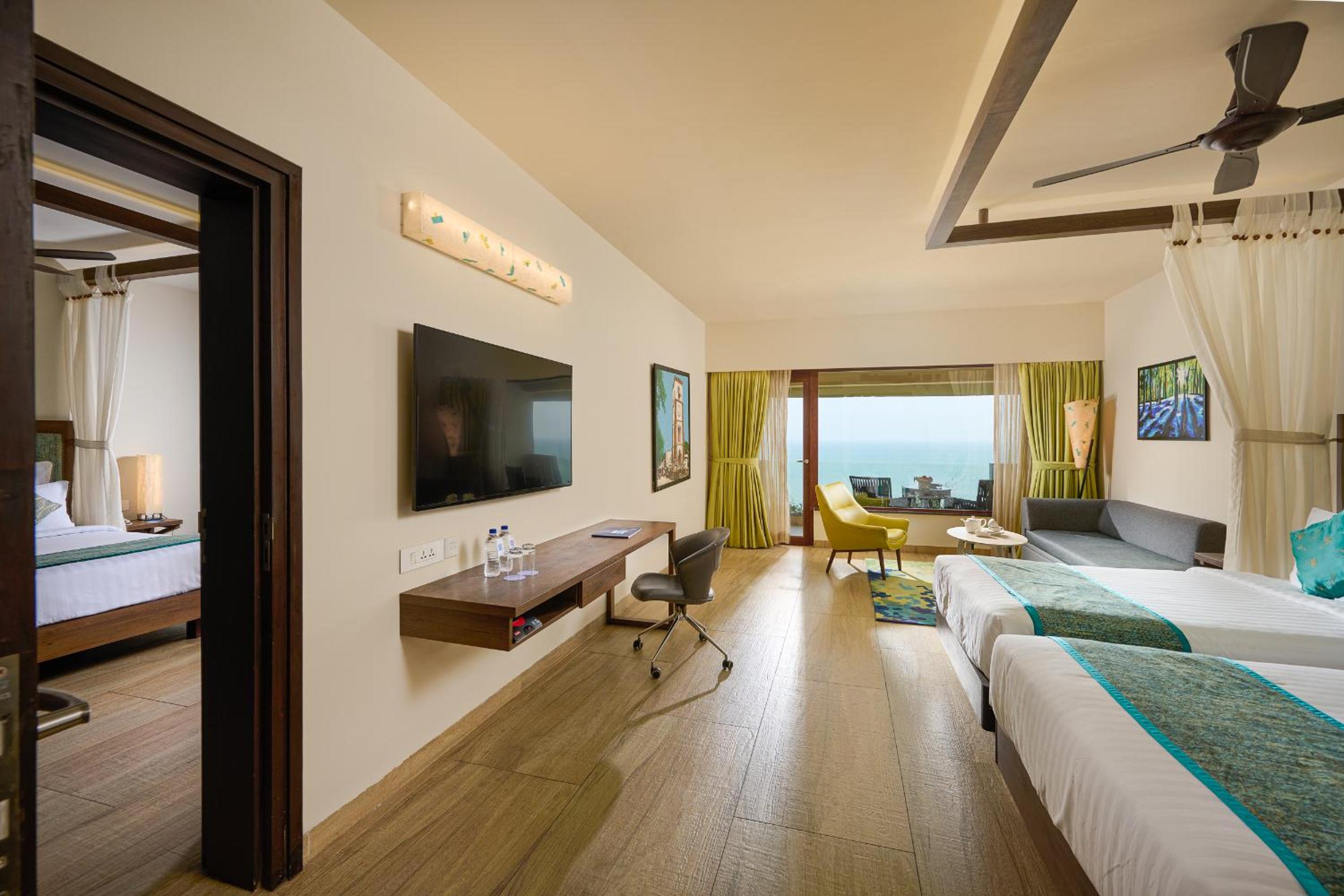 Deluxe Room with 1 Queen Bed, Panoramic view of Ocean with Balcony with 10% Discount on Laundry & Food & Soft Beverage.