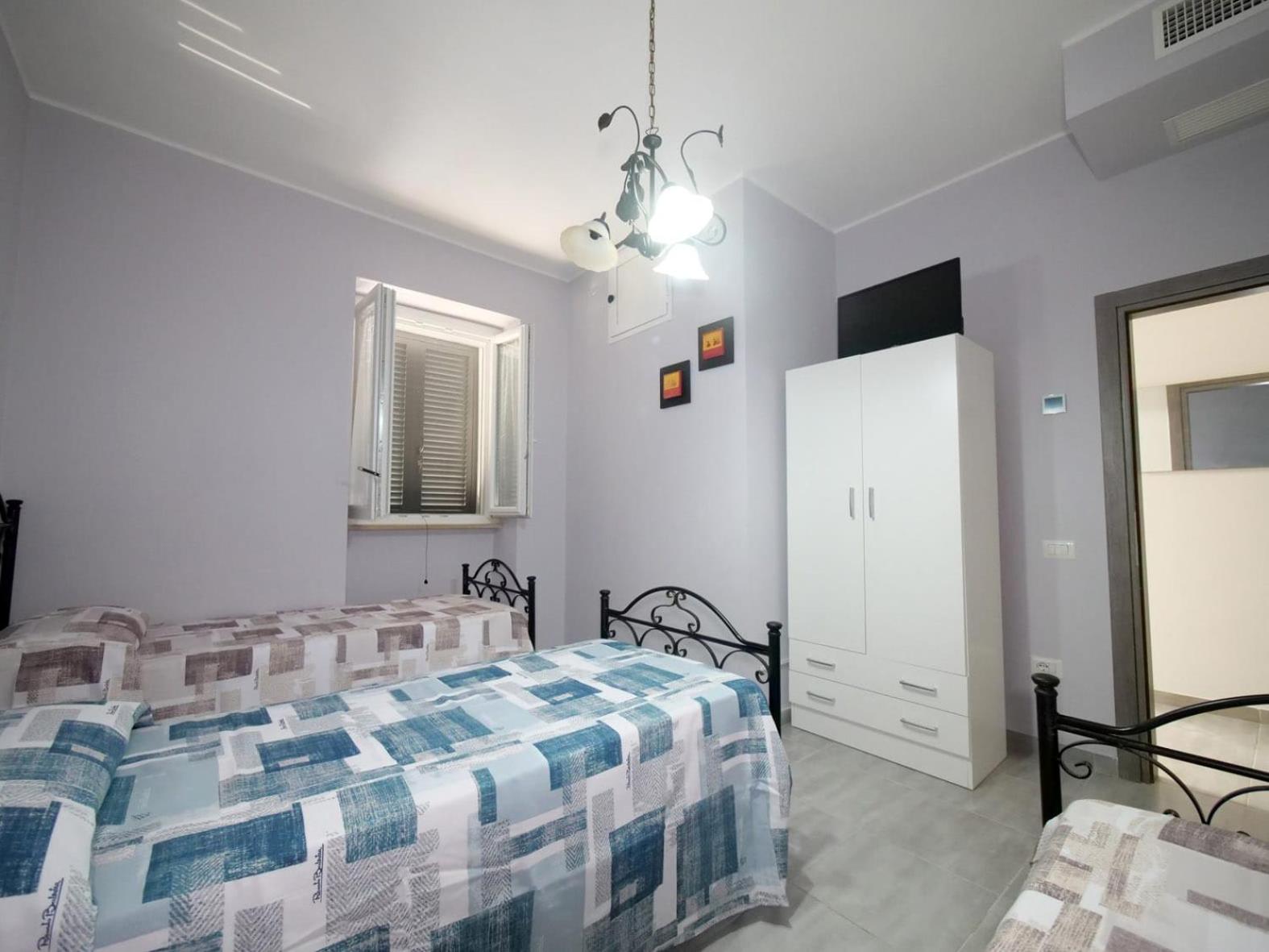 Triple Room with Shared Bathroom