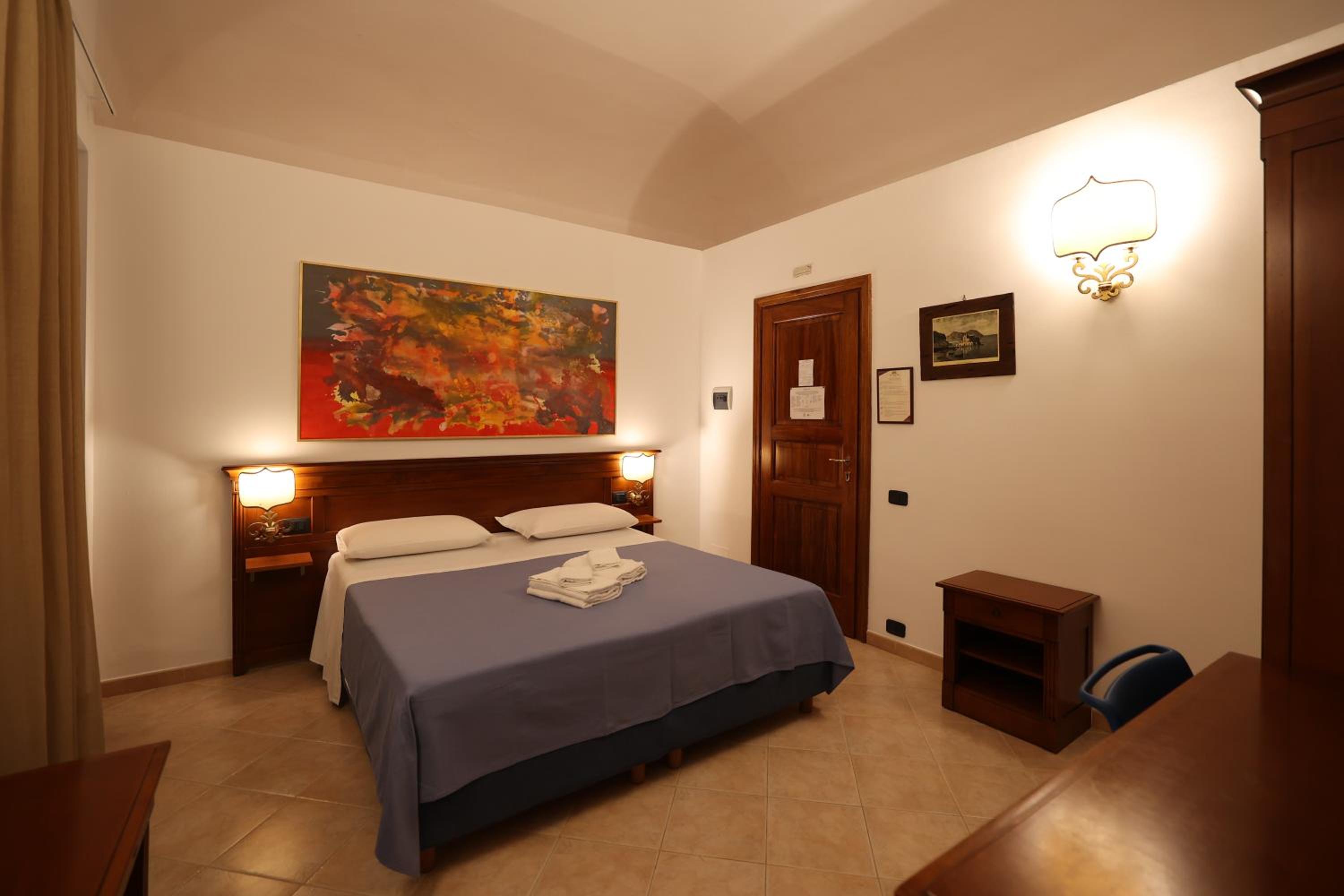 Double Room with Patio photo 2