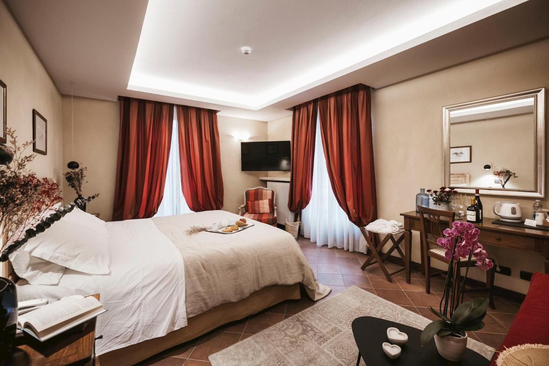 Double or Twin Room - Photo 4