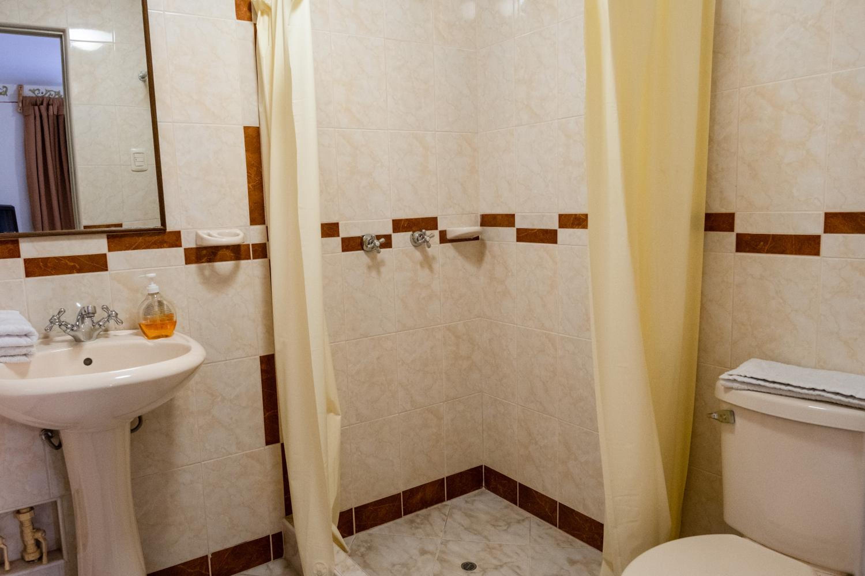 Single Room photo 3