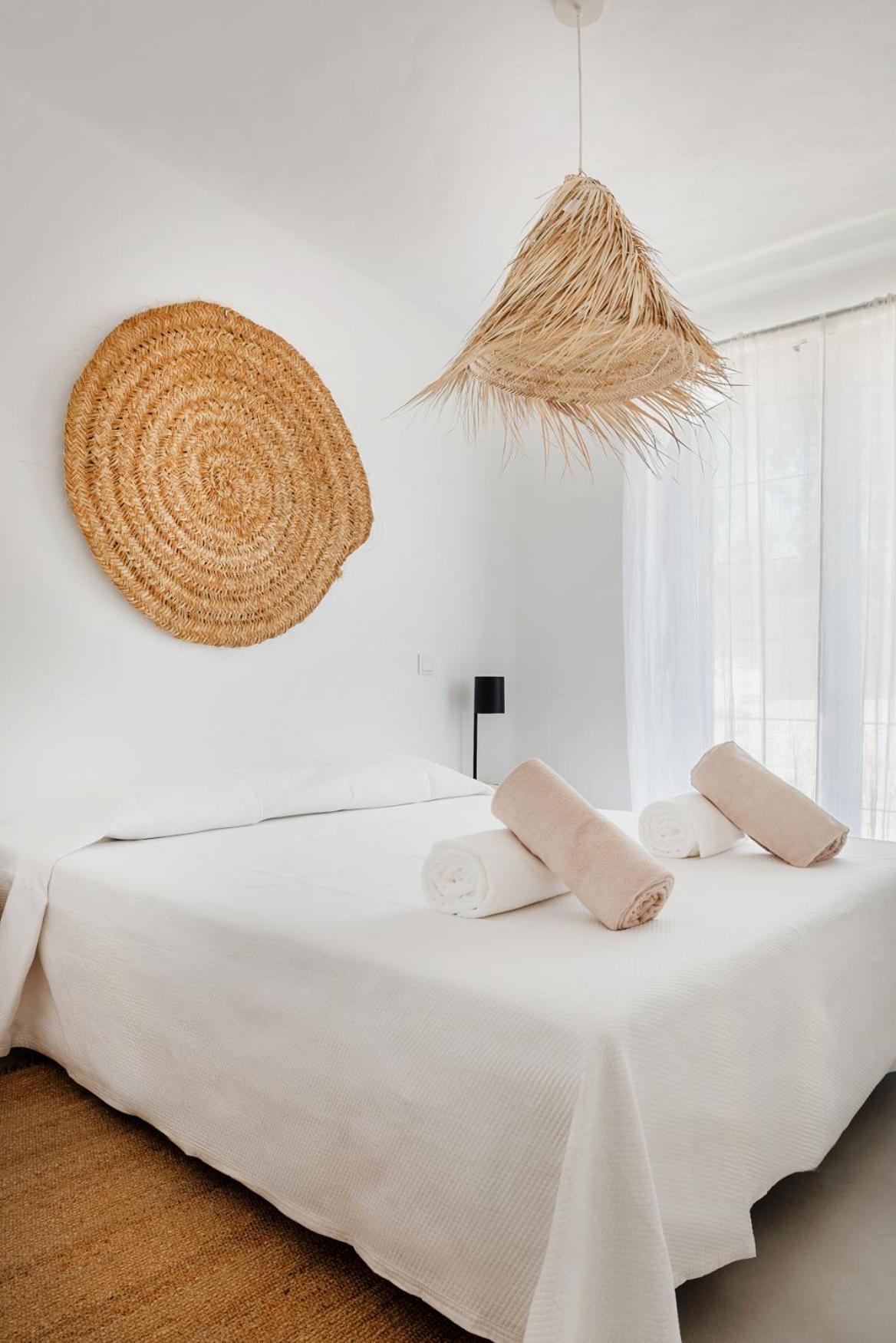 Three-Bedroom Villa photo 2