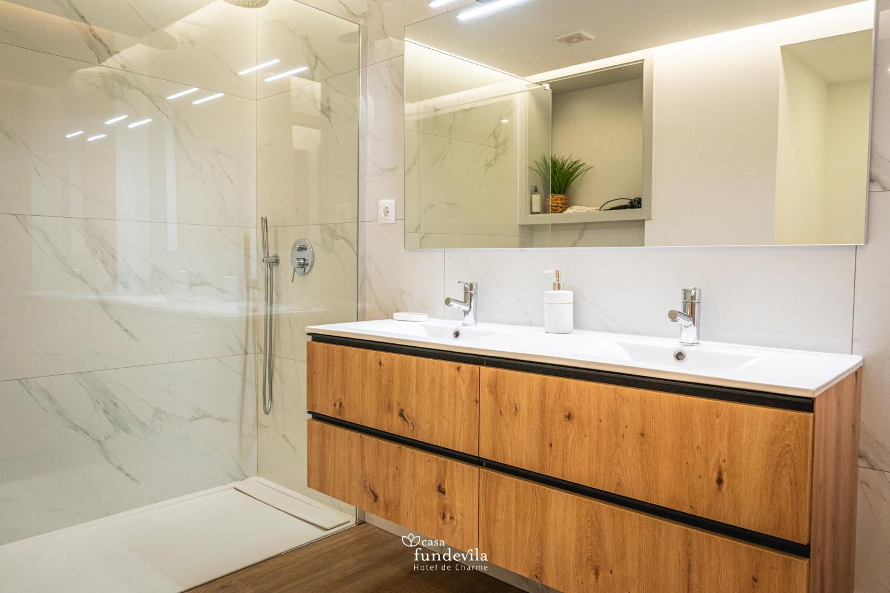 Suite with Terrace photo 2