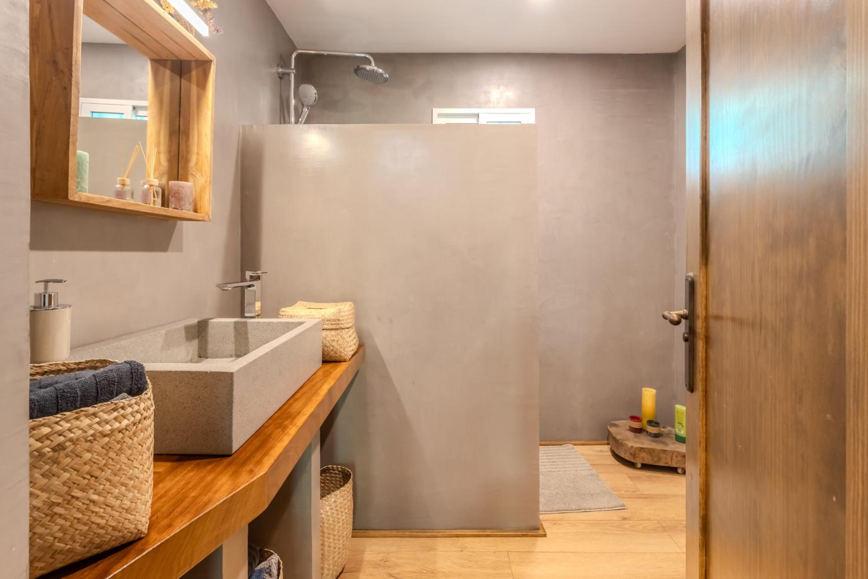 Three-Bedroom Chalet photo 3