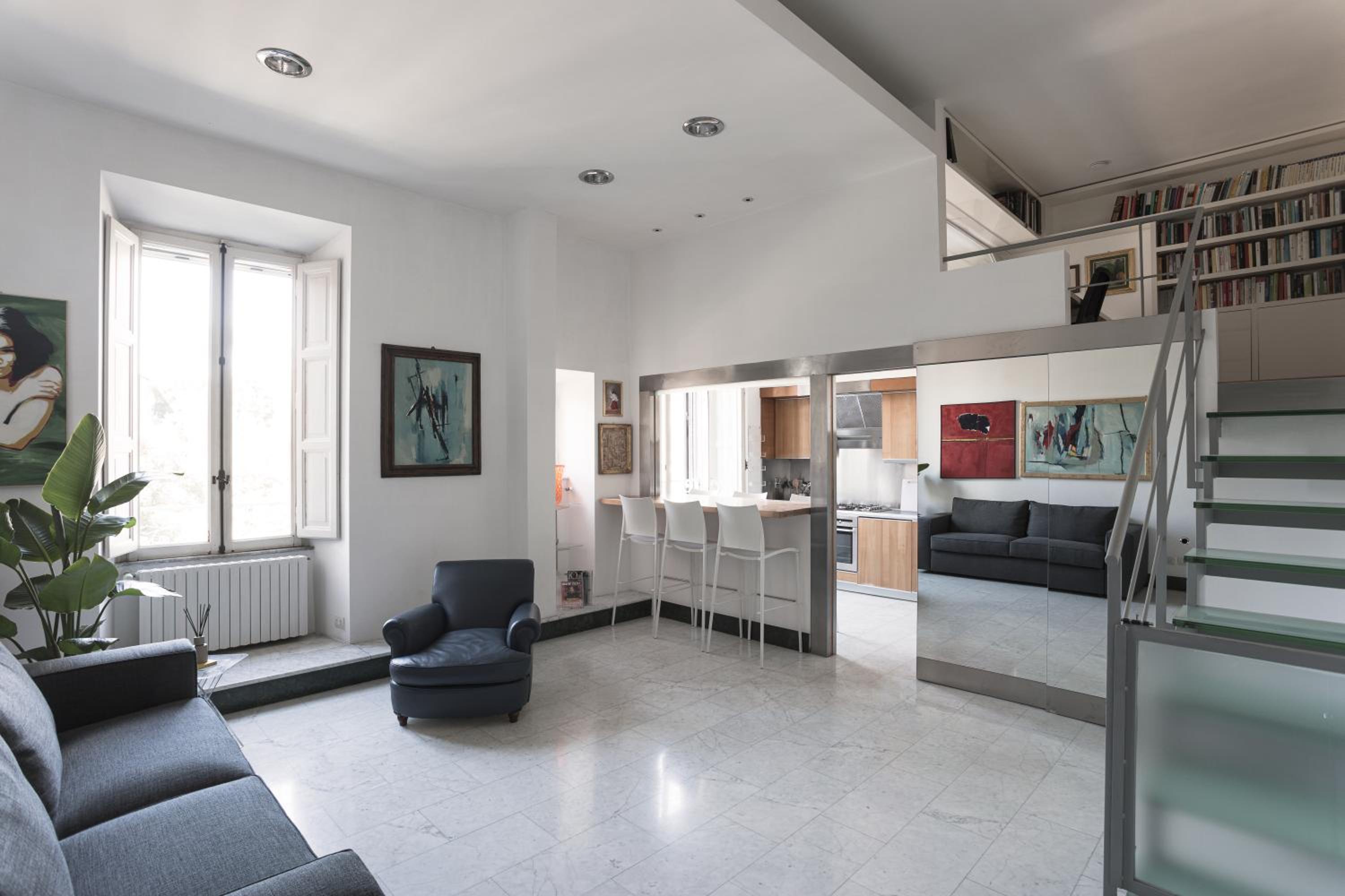 One-Bedroom Apartment