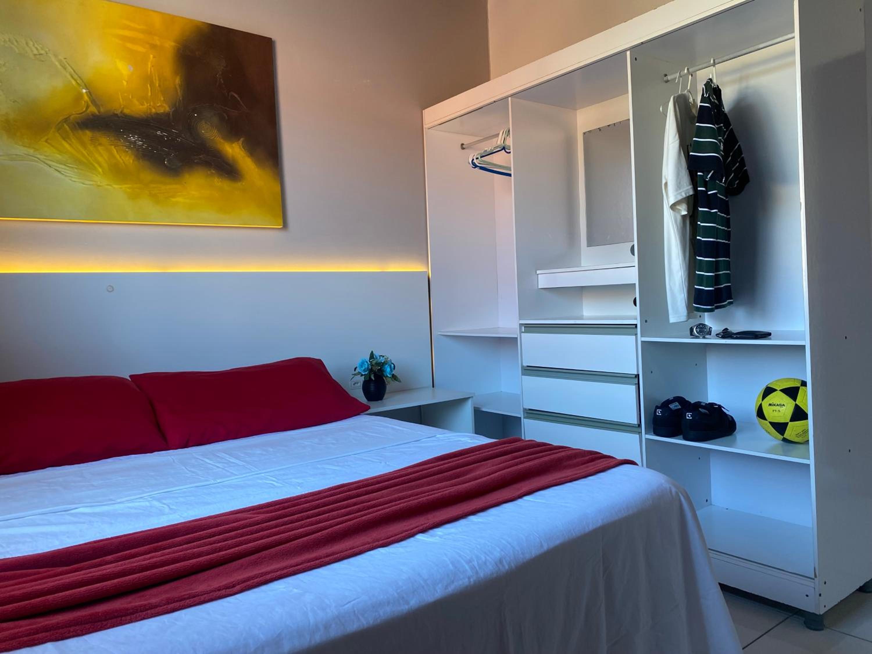 Apartment with Balcony - Photo 19