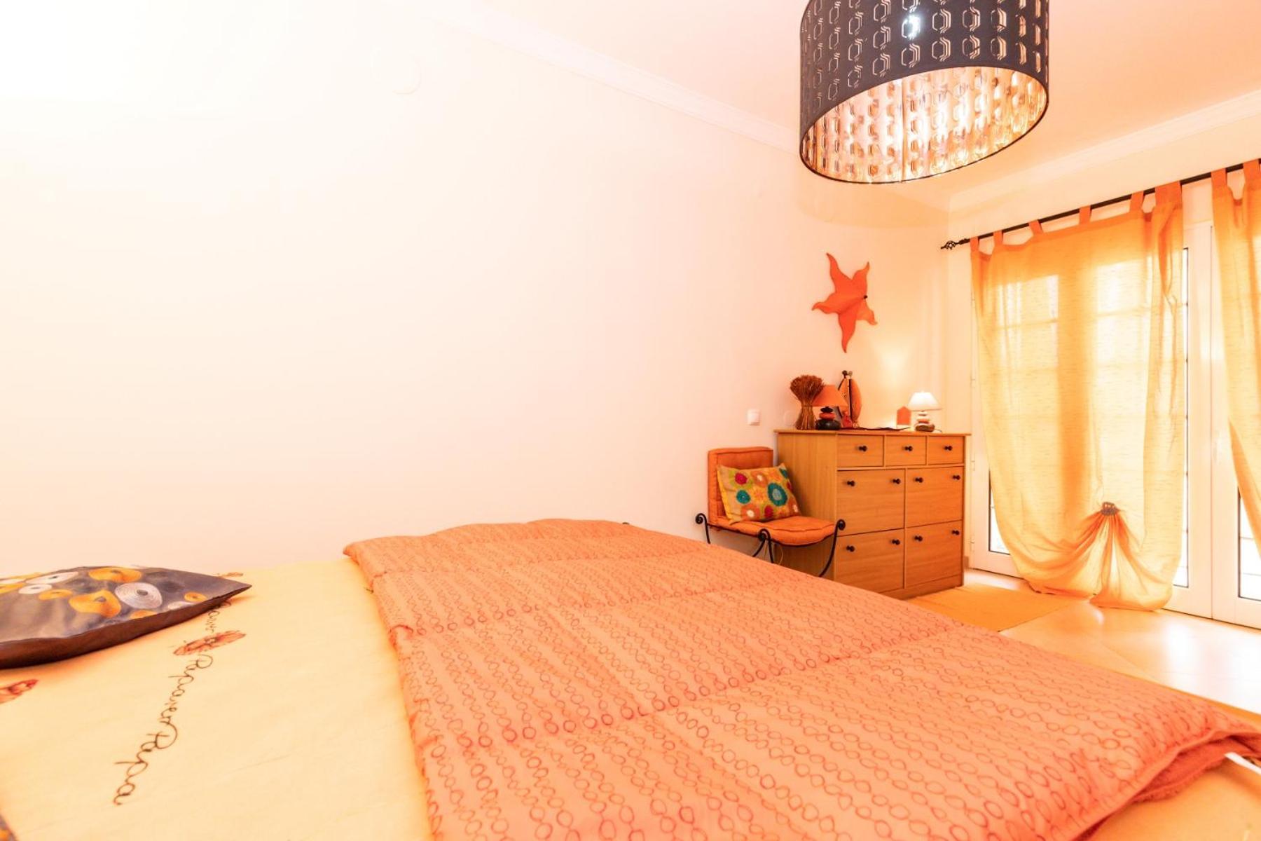 Three-Bedroom Vacation Home  photo 1