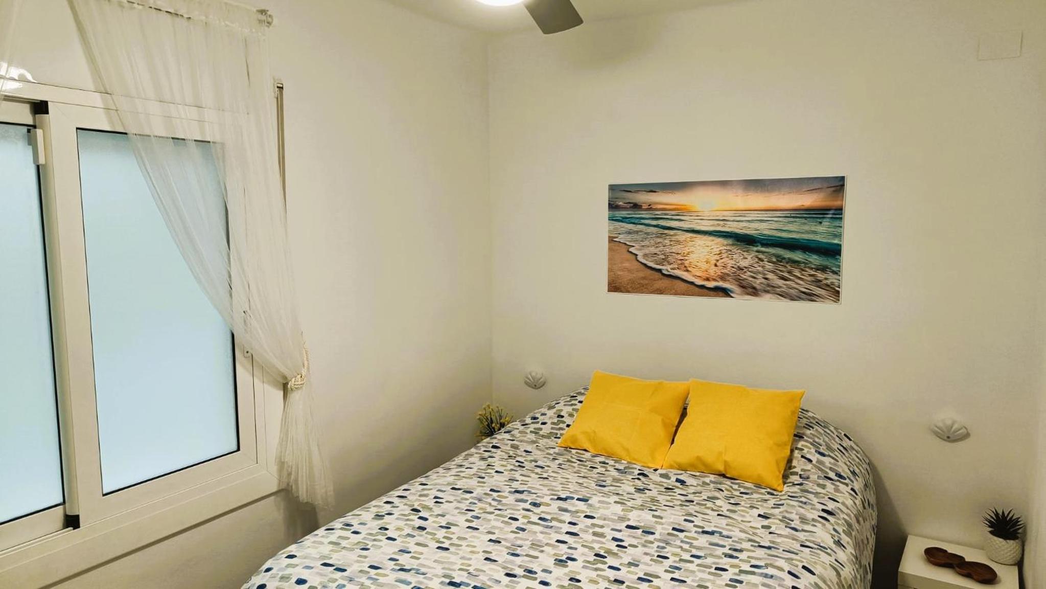Three-Bedroom Apartment photo 2