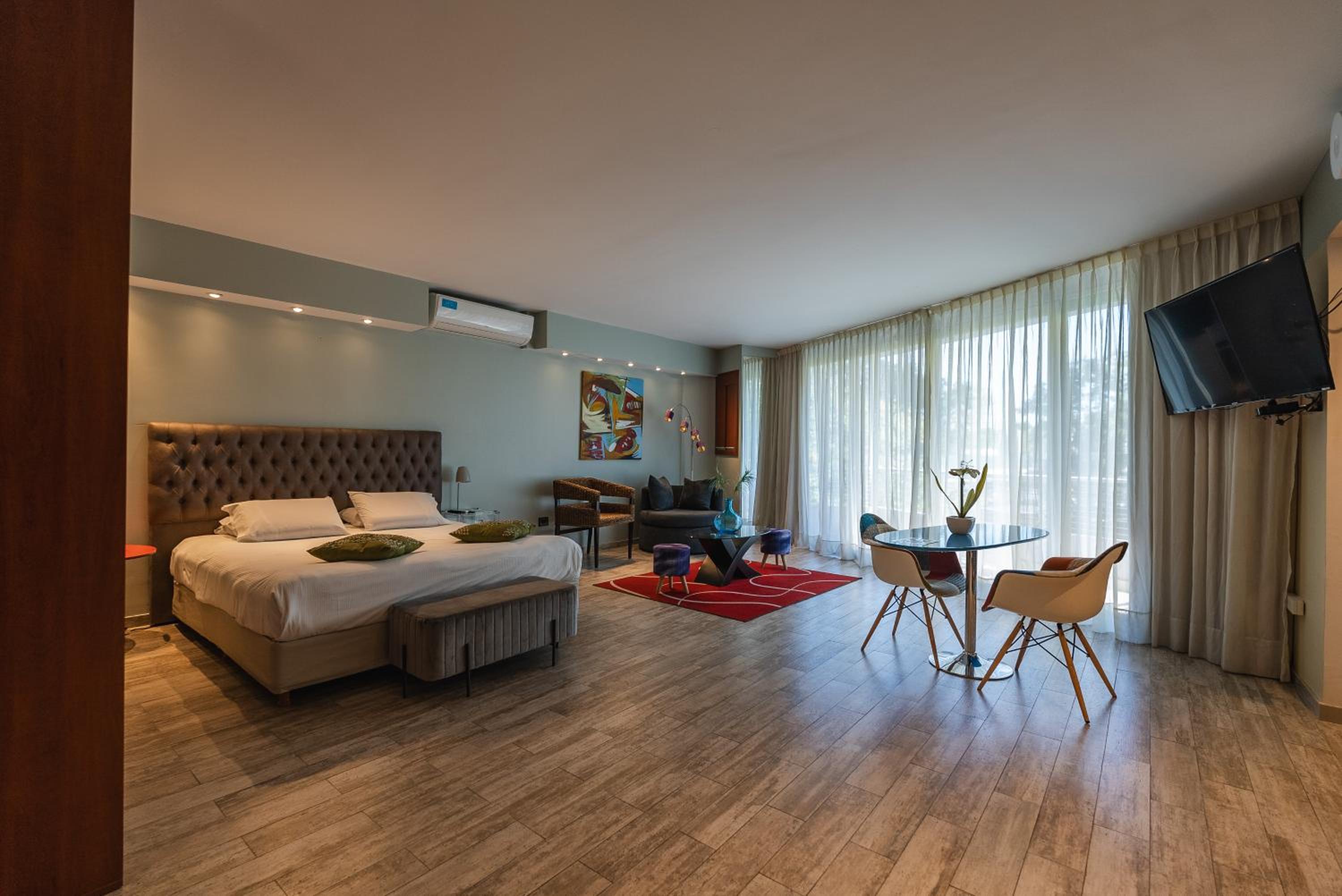 Superior Double Room with Balcony