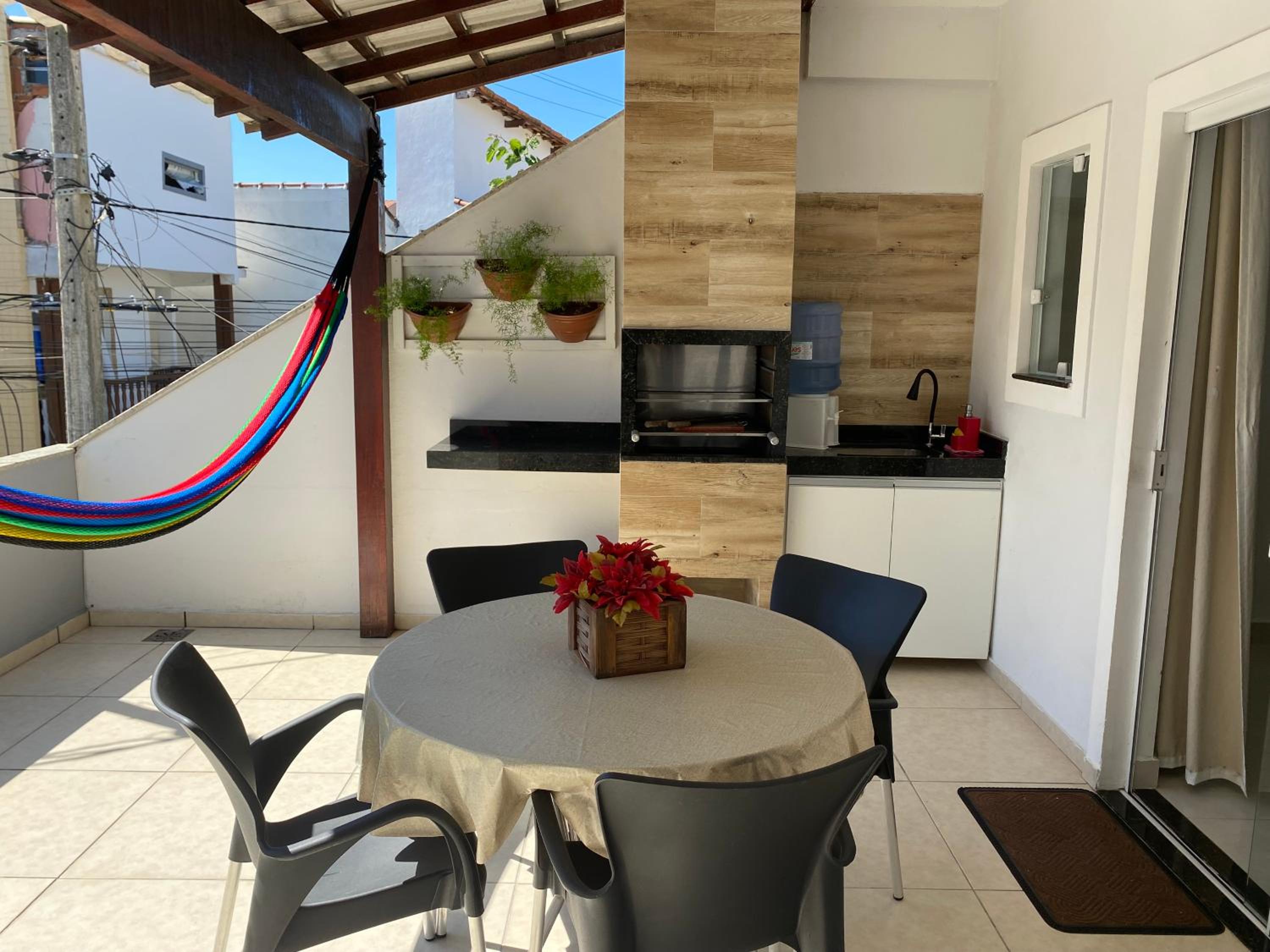 Apartment with Balcony - Photo 10