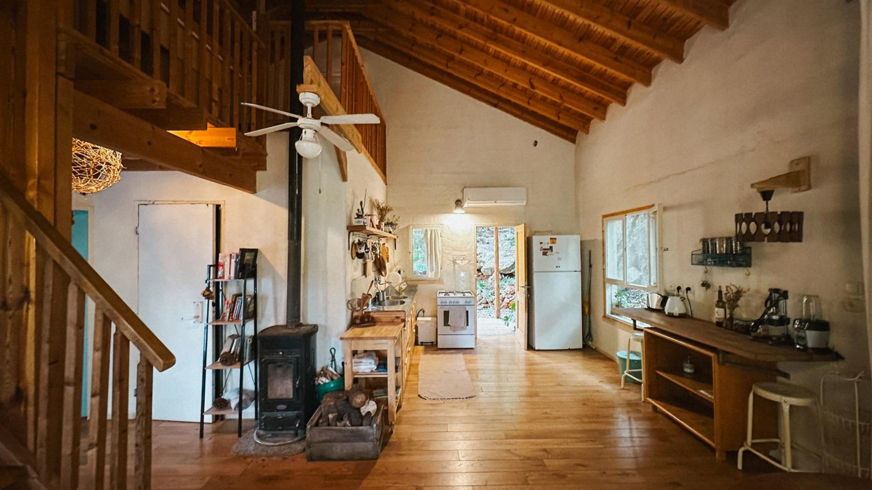 Three-Bedroom House - Photo 45