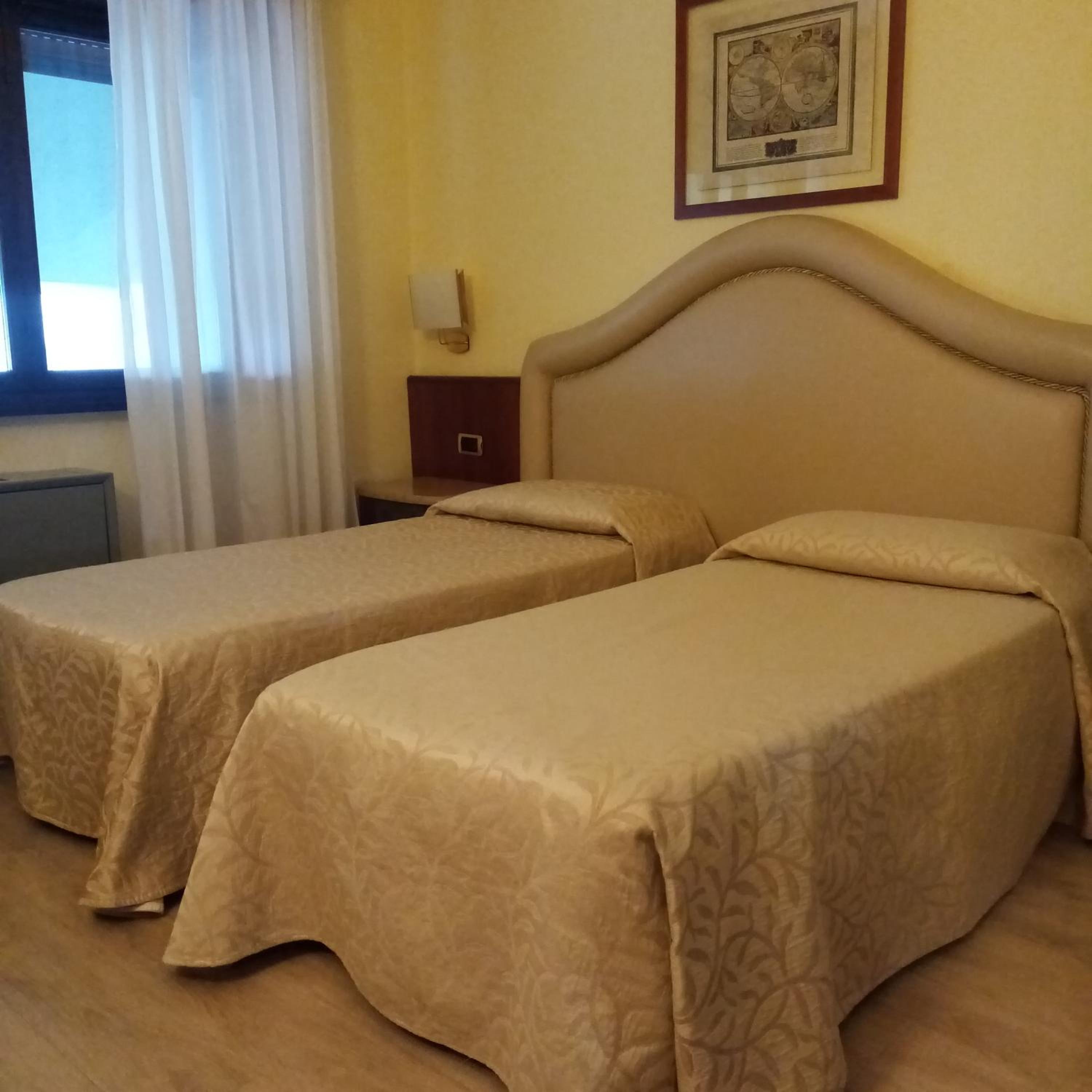 Twin Room photo 1
