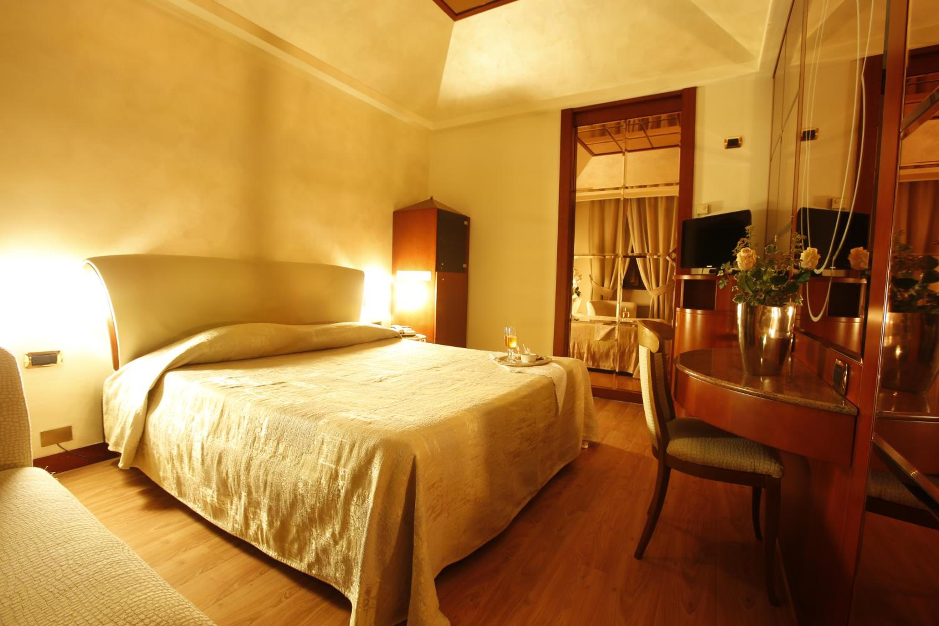 Standard Single Room photo 3