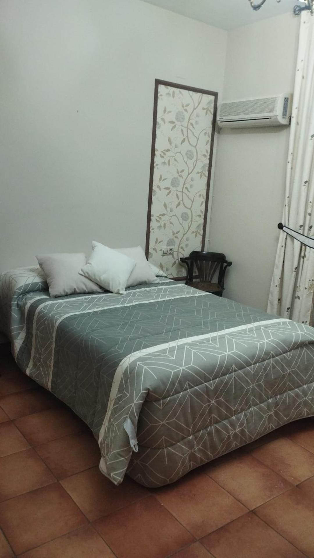 Three-Bedroom Deluxe Apartment photo 2