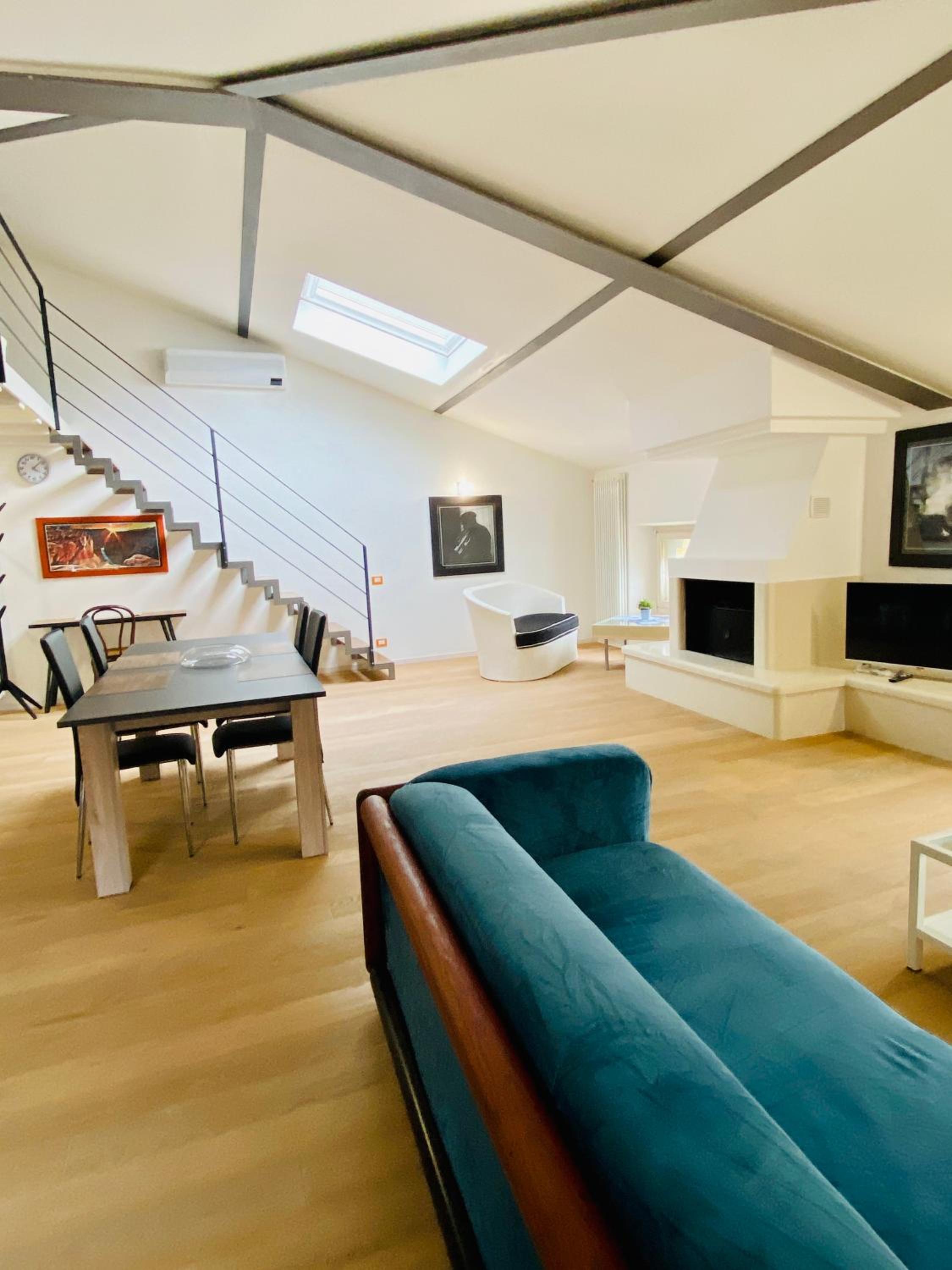 Superior Apartment with City View
